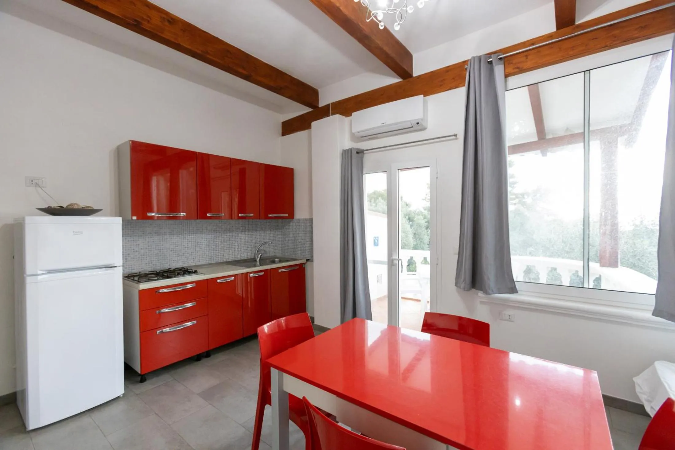 RESIDENCE EMARINE con SERVIZIO SPIAGGIA INCLUSO