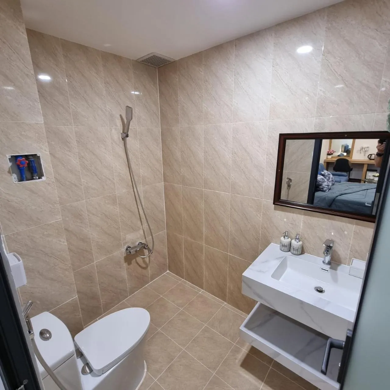 Bathroom in Ngoi Sao Phuong Nam Hotel