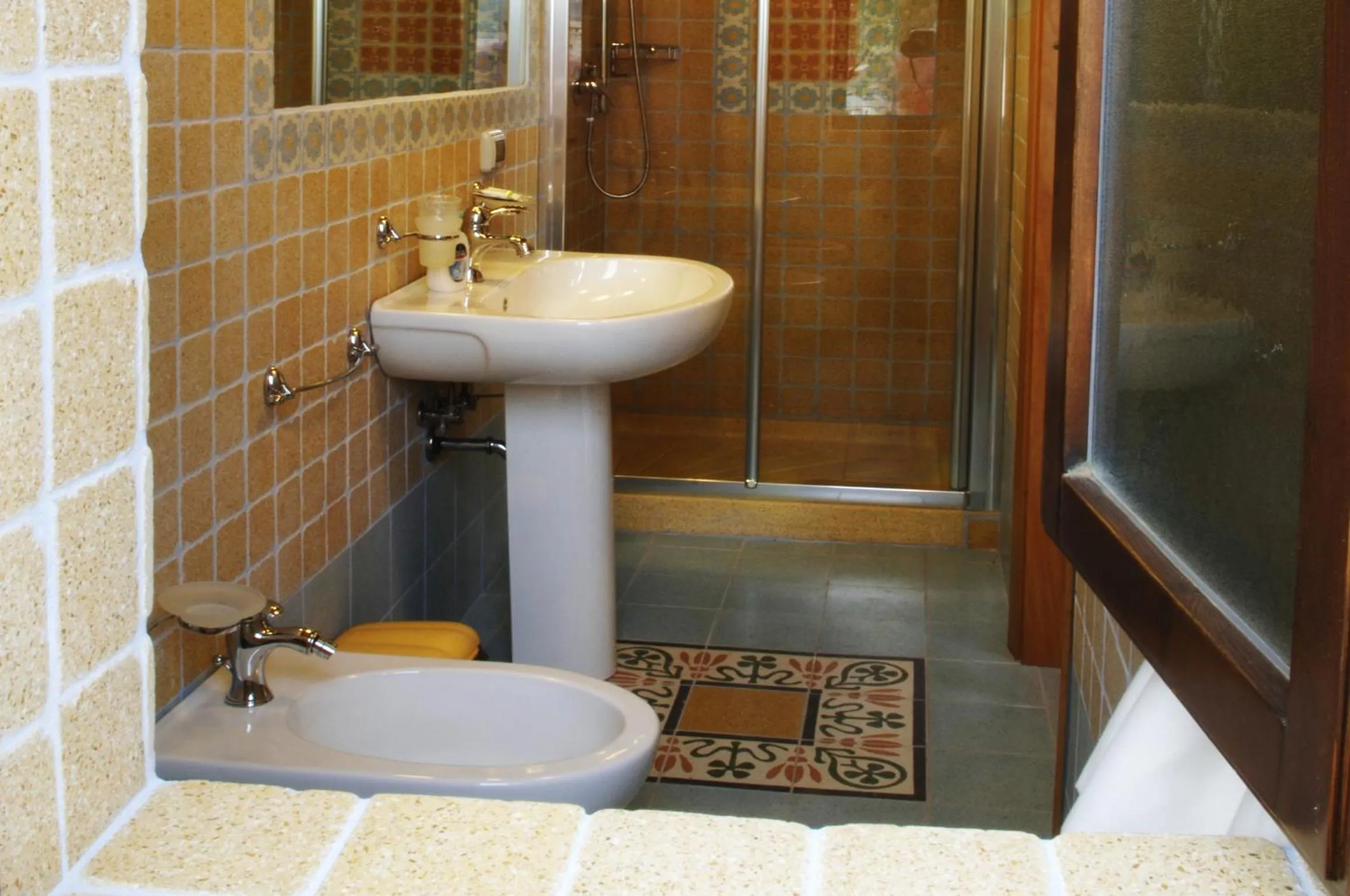 Bathroom in La Casa sulla Collina d'Oro