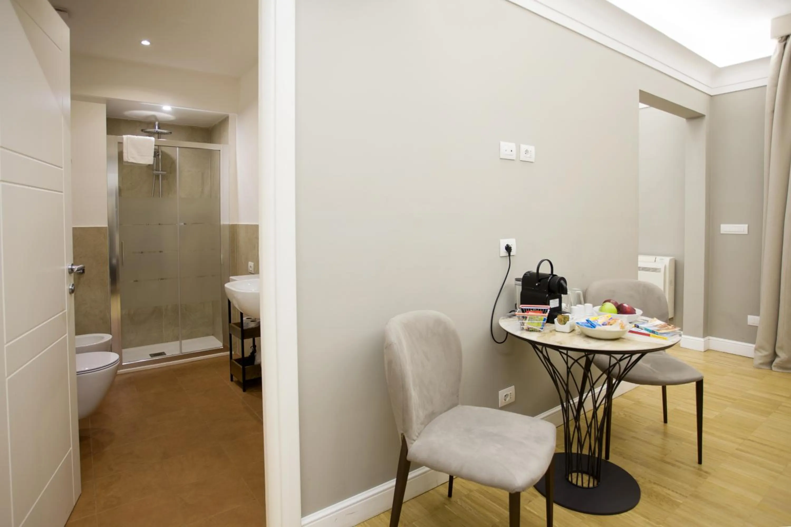 Toilet in Ripetta 25 Prestige Rooms