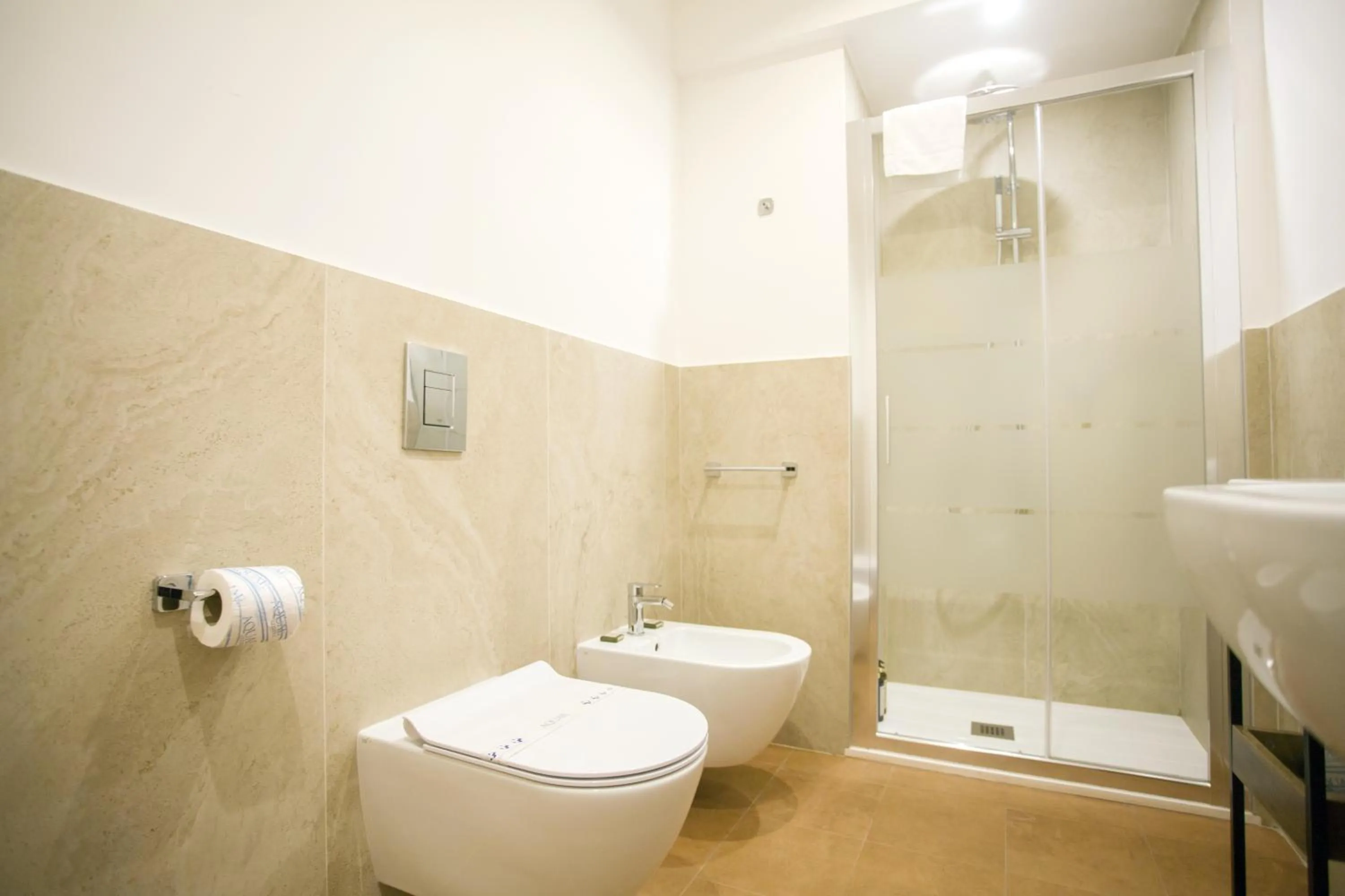 Shower in Ripetta 25 Prestige Rooms