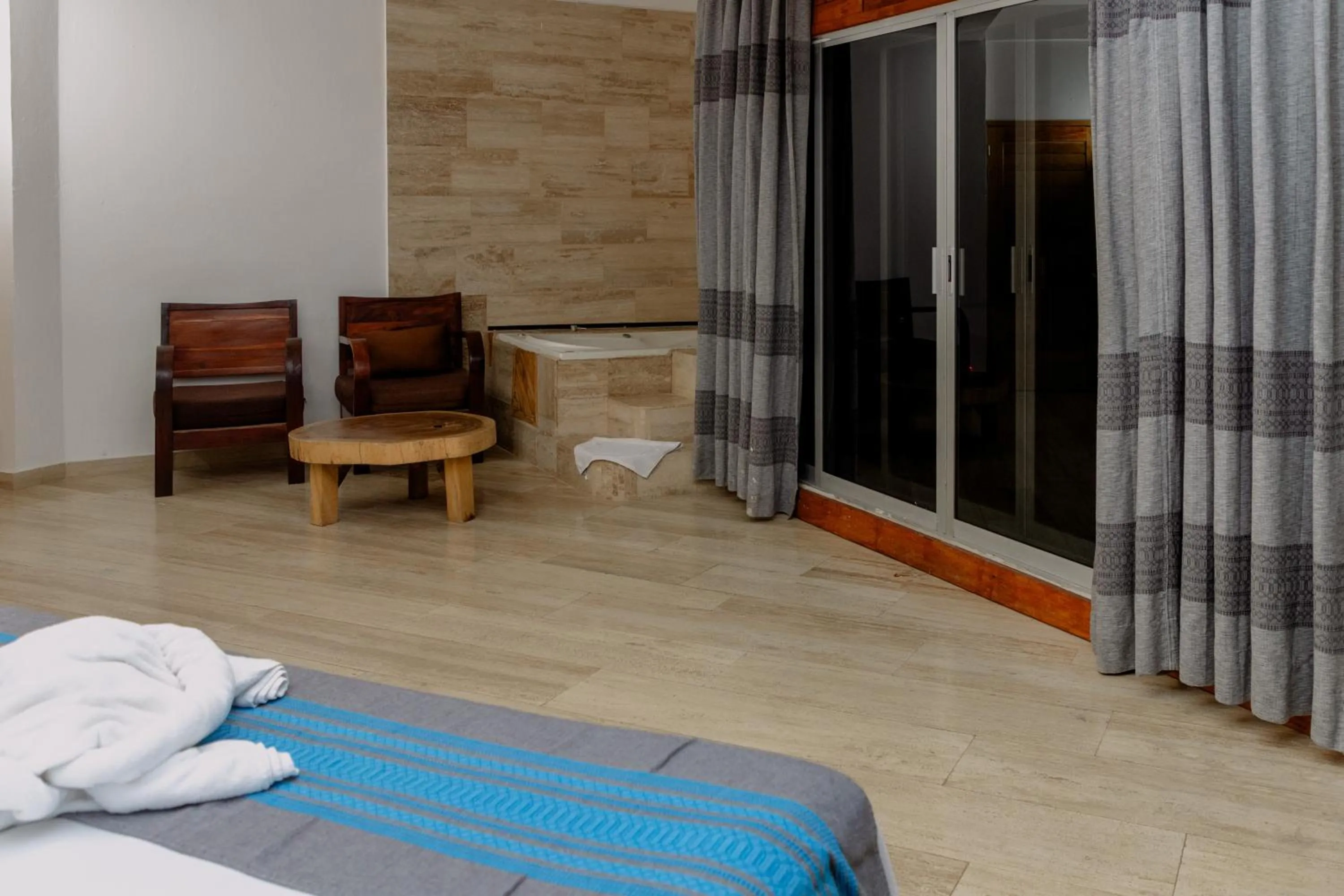 Photo of the whole room, Bed in Bungalows Zicatela