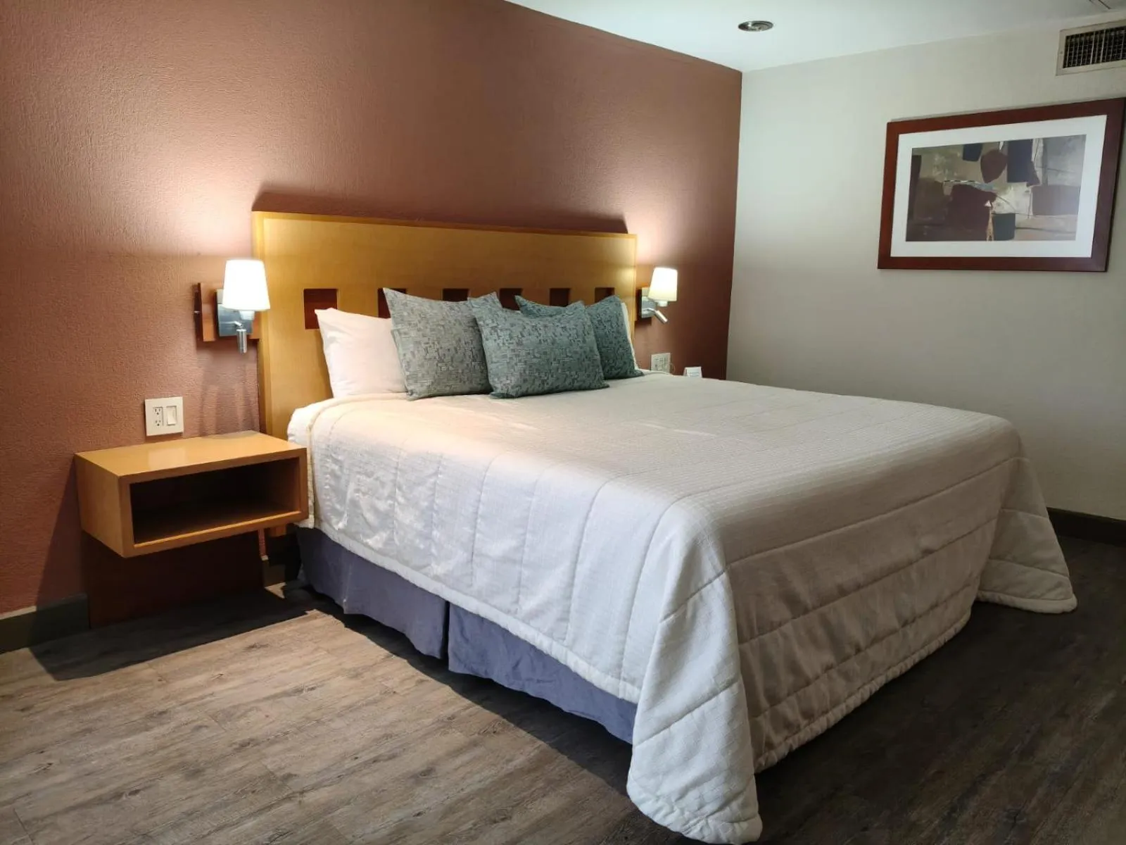 Bed in Hotel Mirabel