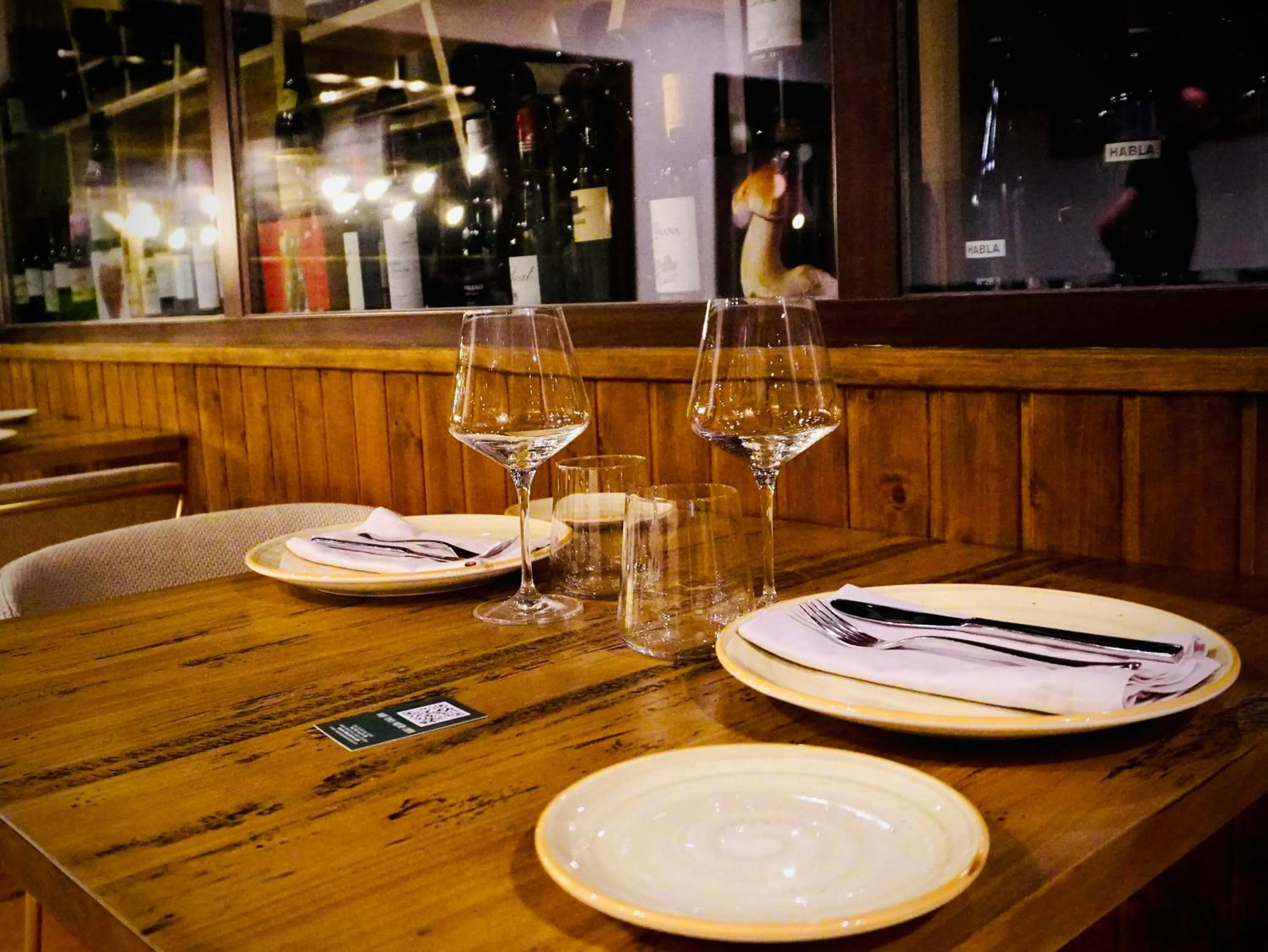 Restaurant/places to eat in Villa Xarahiz