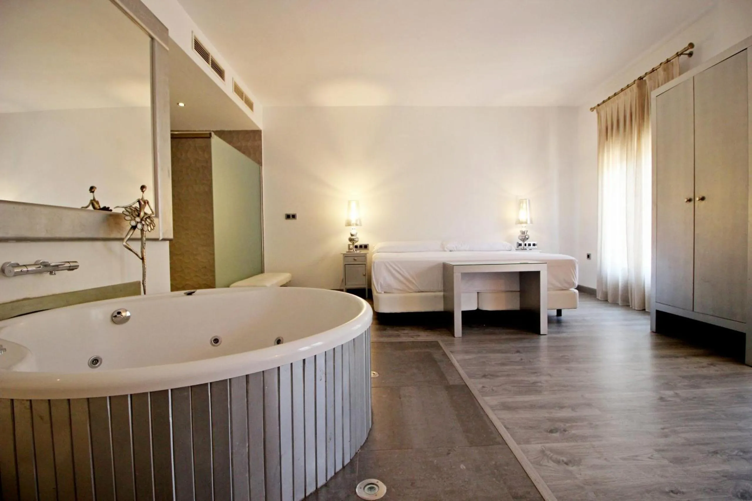 Photo of the whole room in Villa Xarahiz