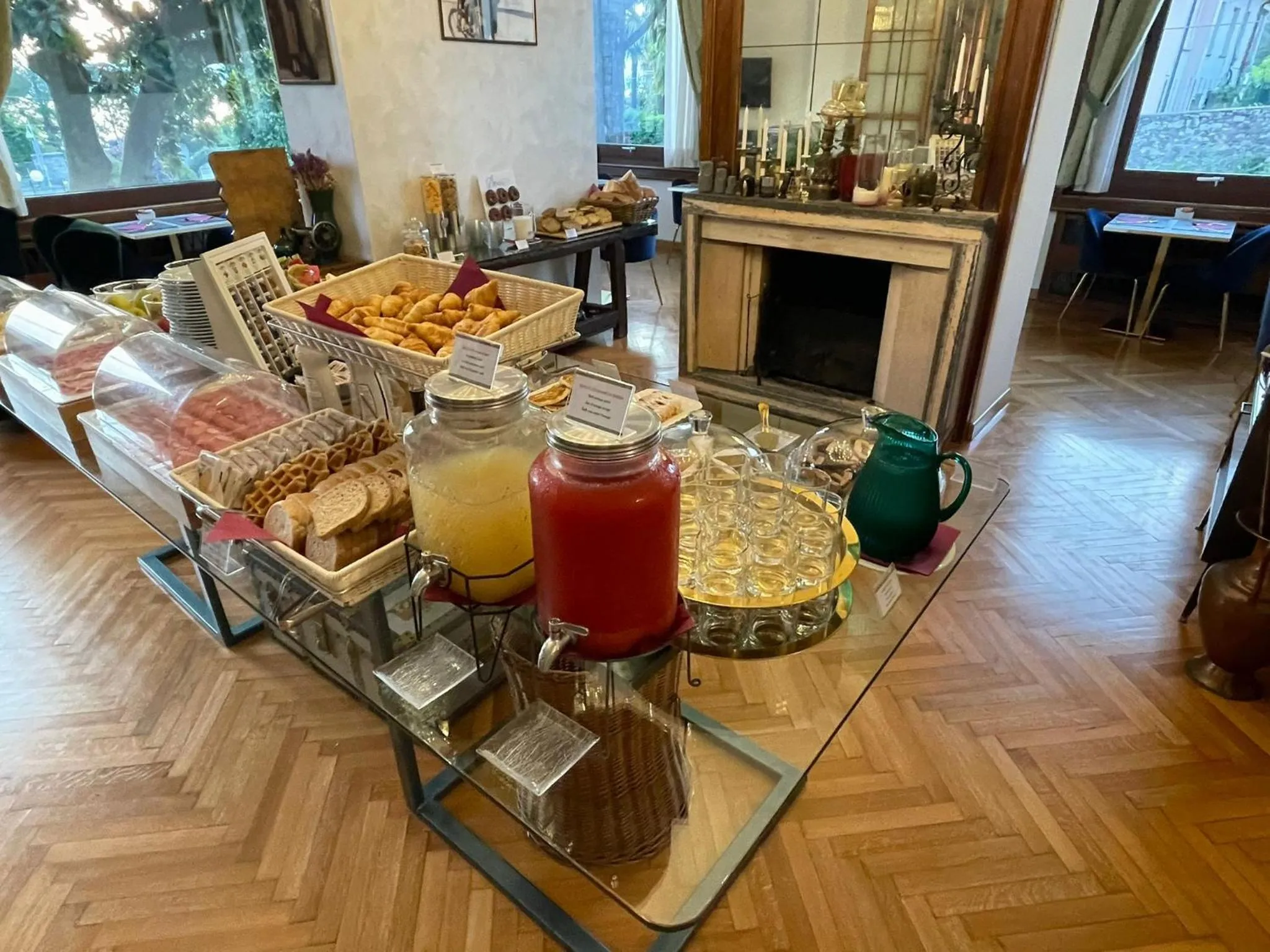 Breakfast in Hotel La Fontana