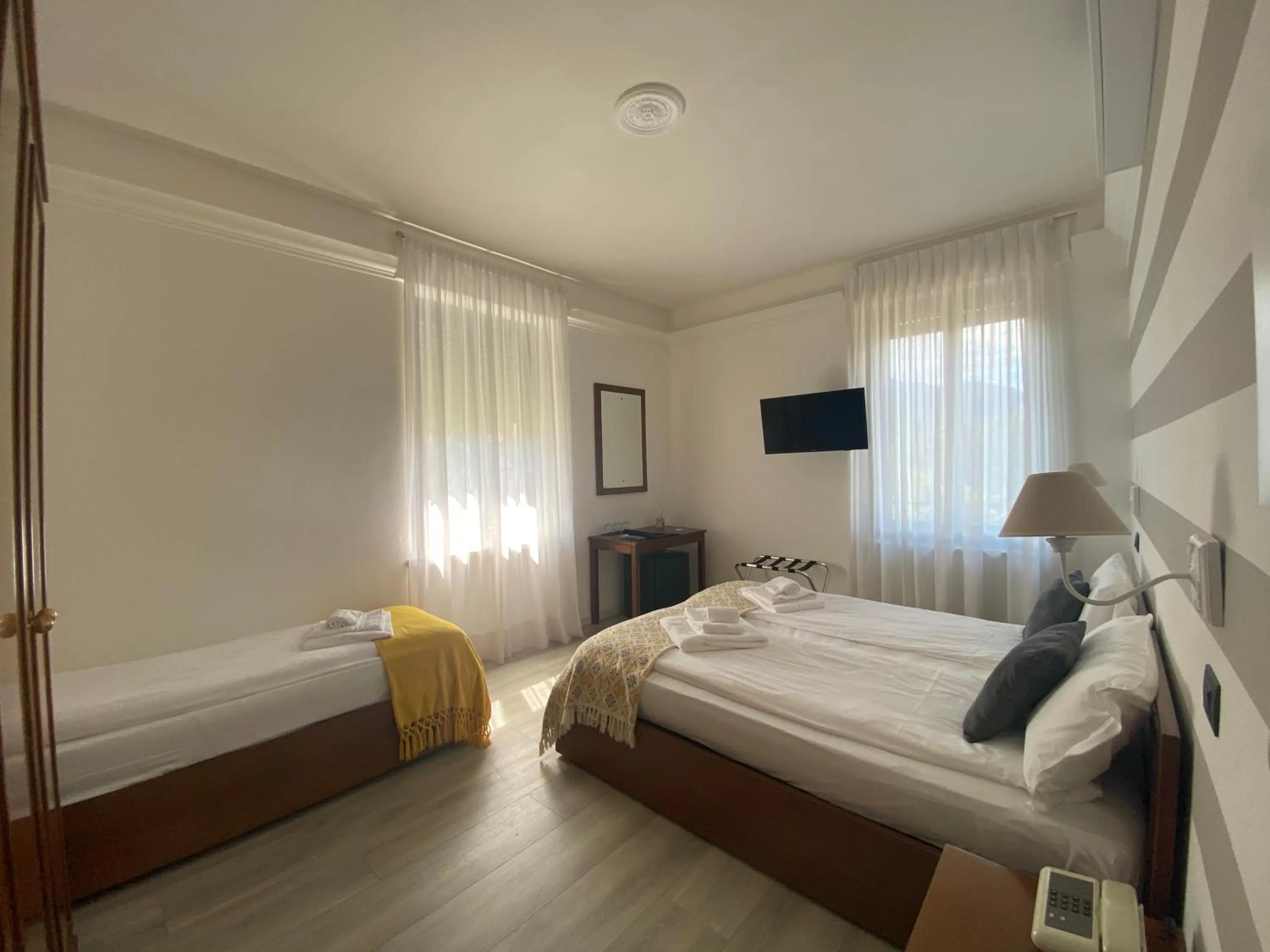 Bed in Hotel La Fontana