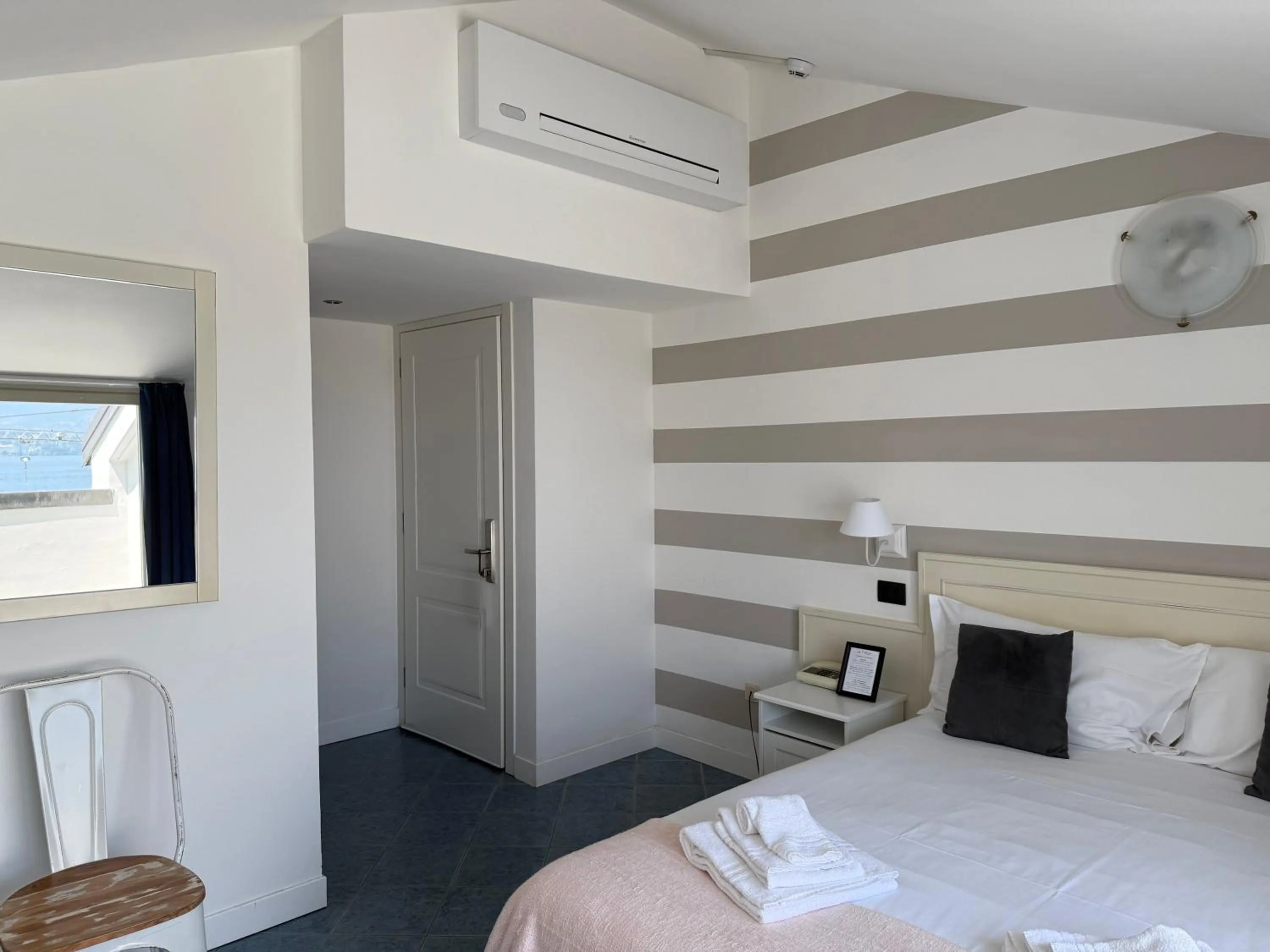 Bedroom, Bed in Hotel La Fontana