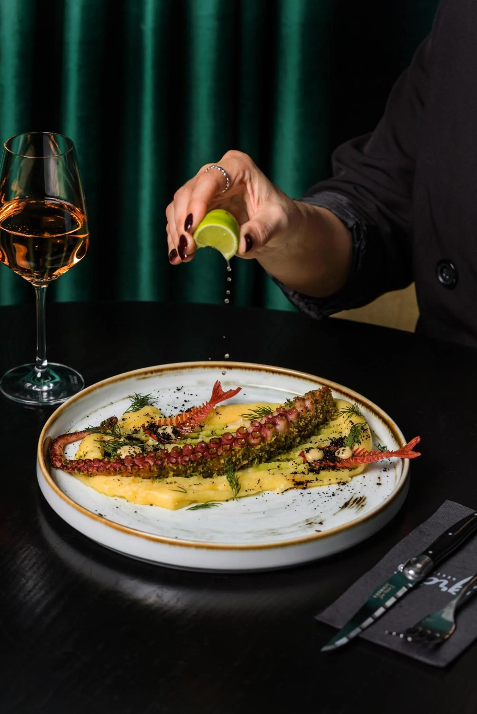 Restaurant/places to eat in Žilvinas Hotel