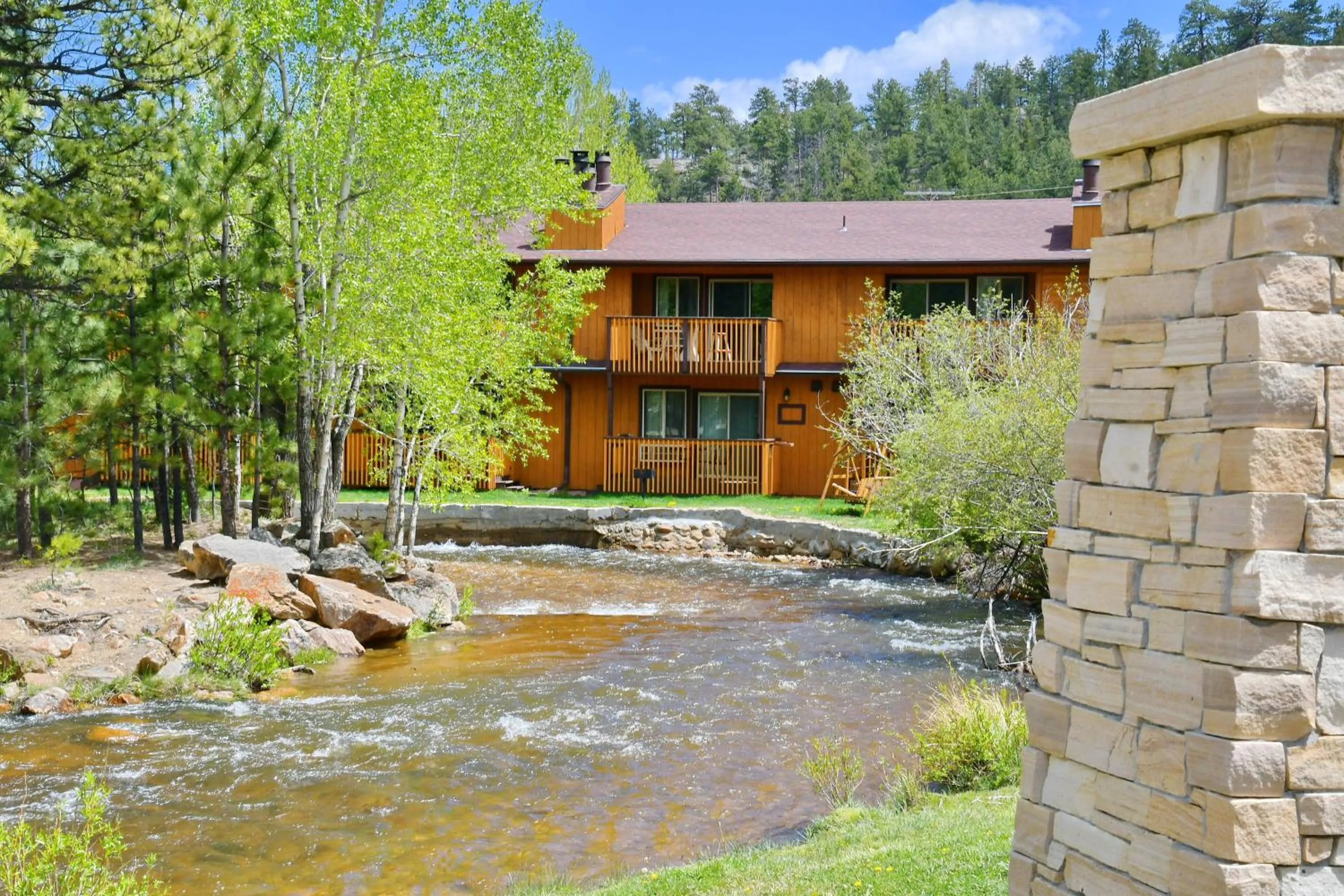 River view in Murphy's River Lodge