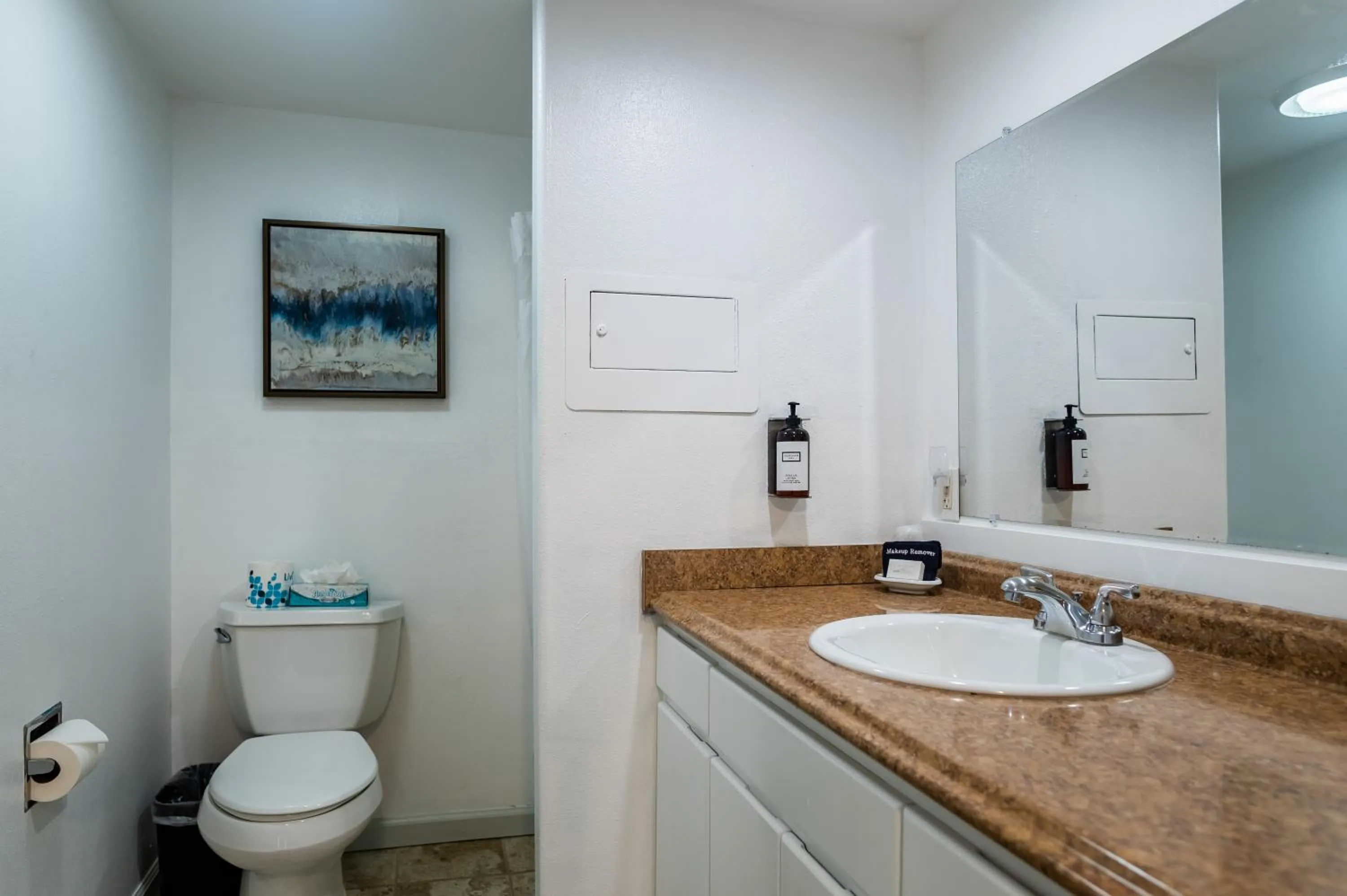 Inn at Haystack Rock