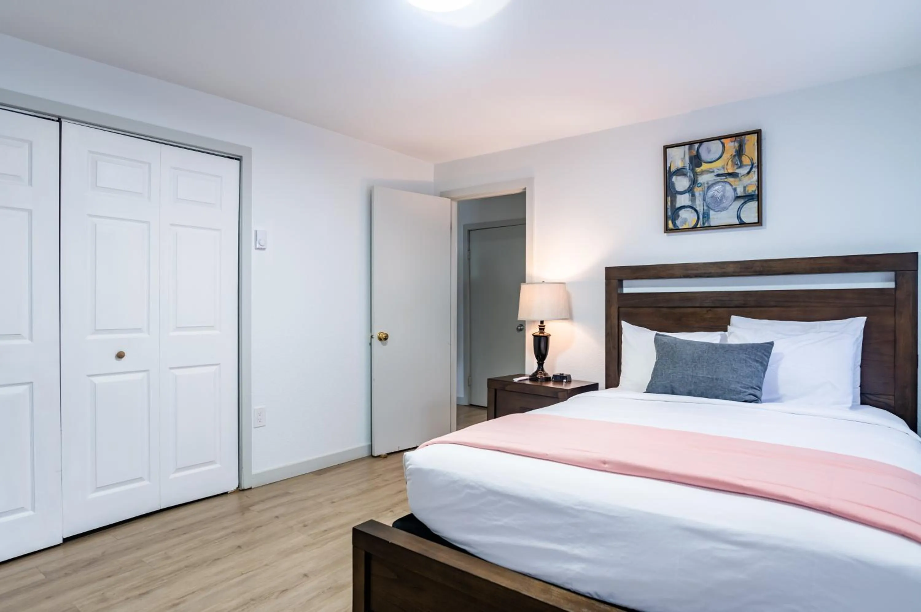 Bed in Inn at Haystack Rock