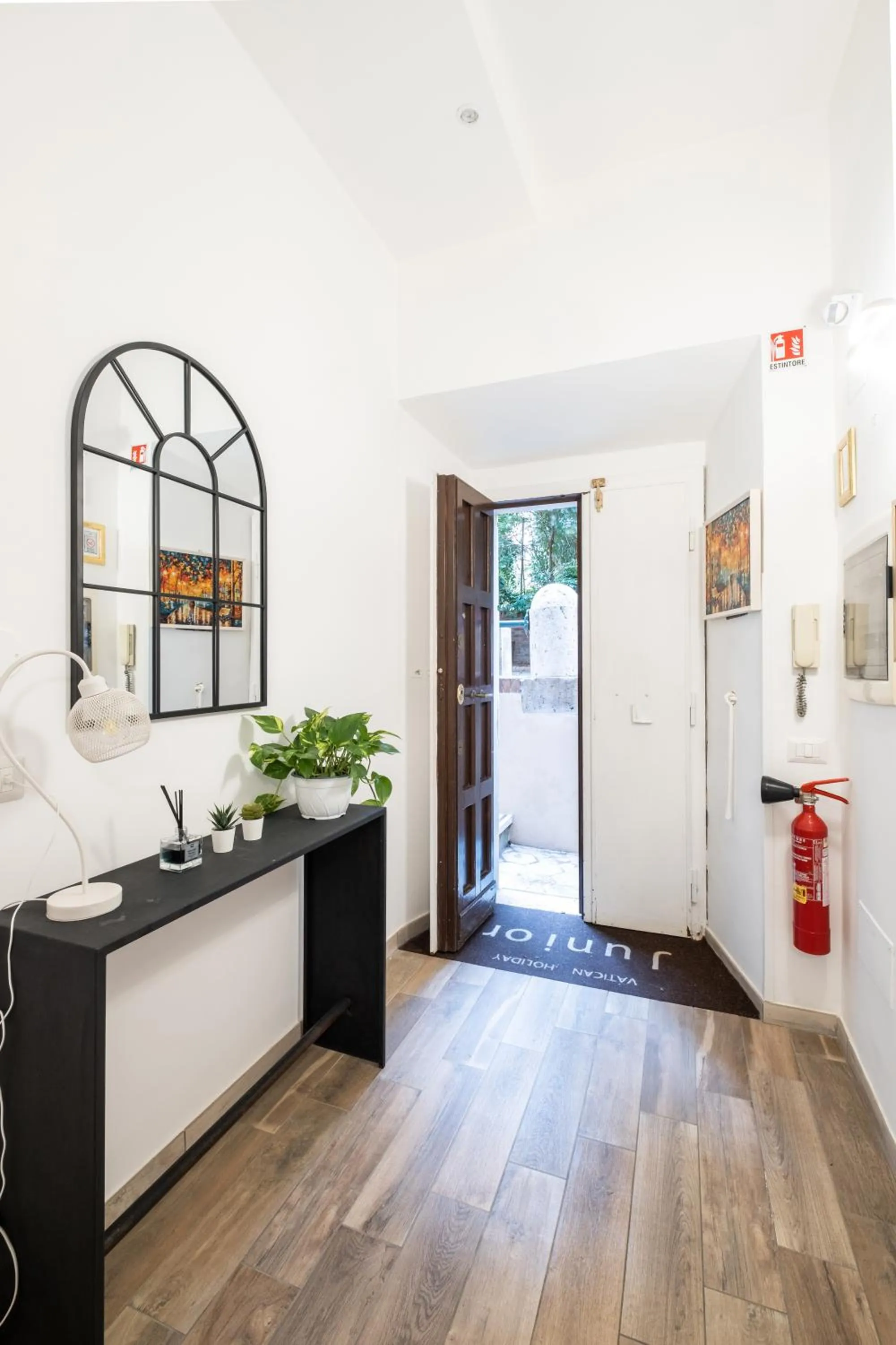 Facade/entrance in Vatican36 Guest House