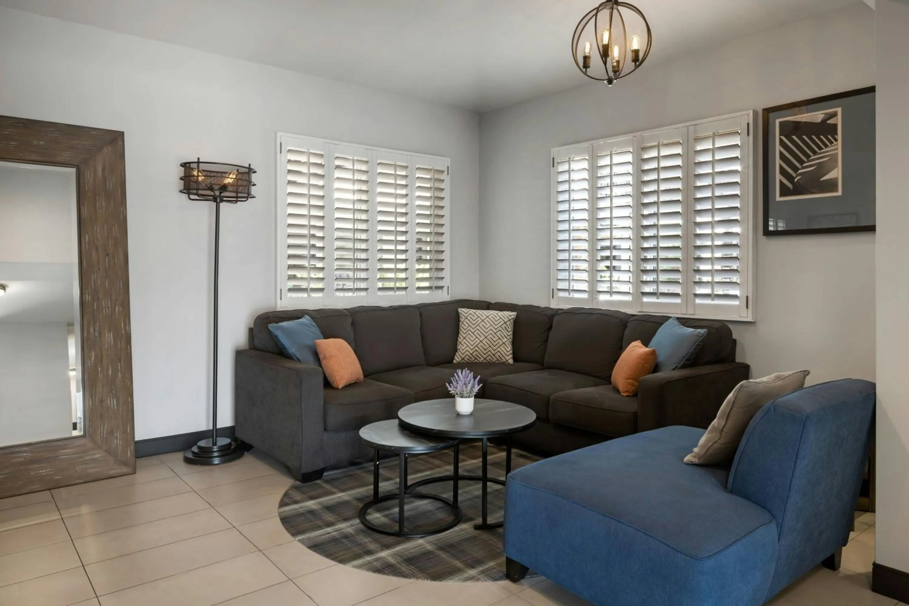 Lobby or reception in City Express by Marriott Manhattan Beach