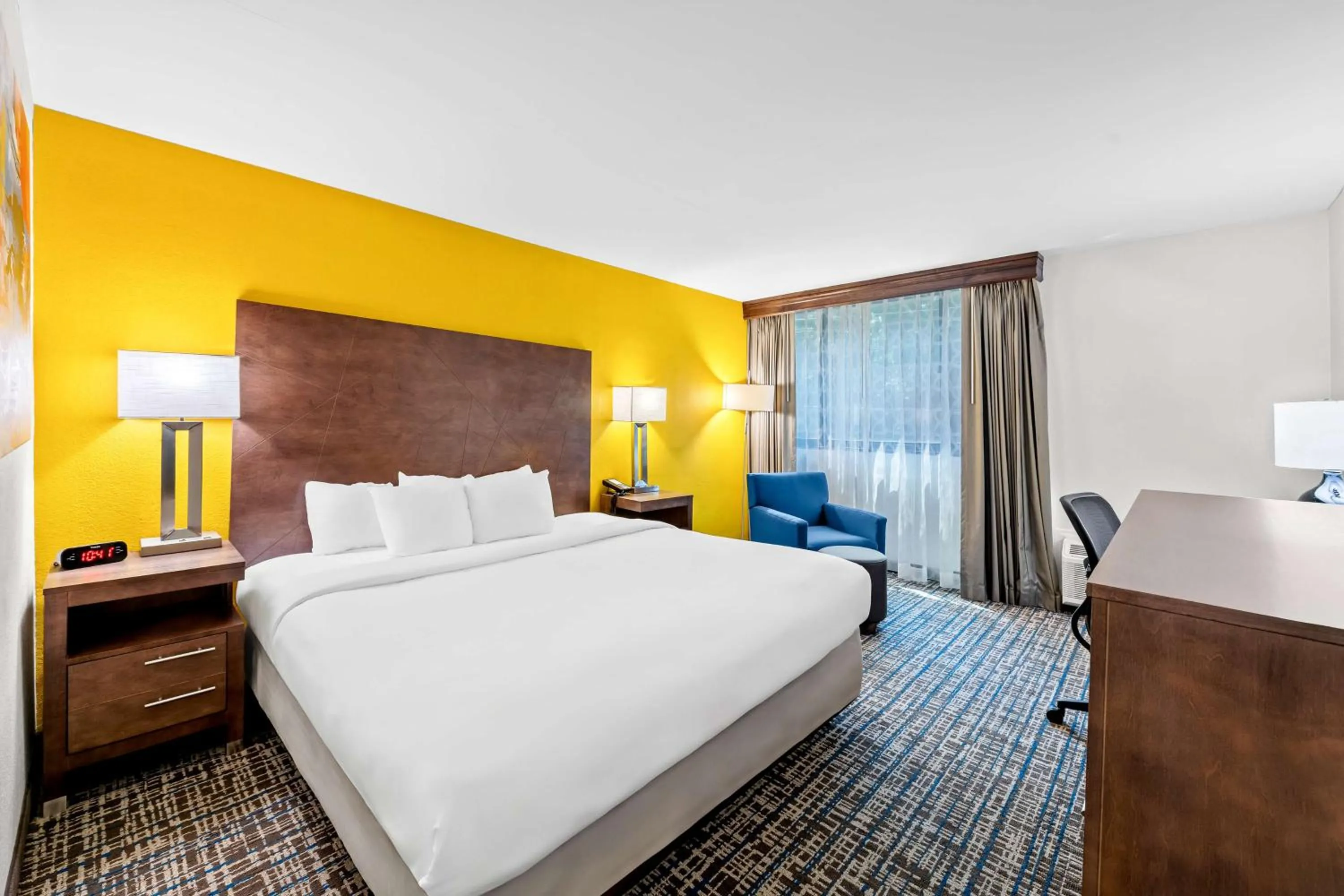 Bedroom, Bed in Best Western Inn at Ramsey