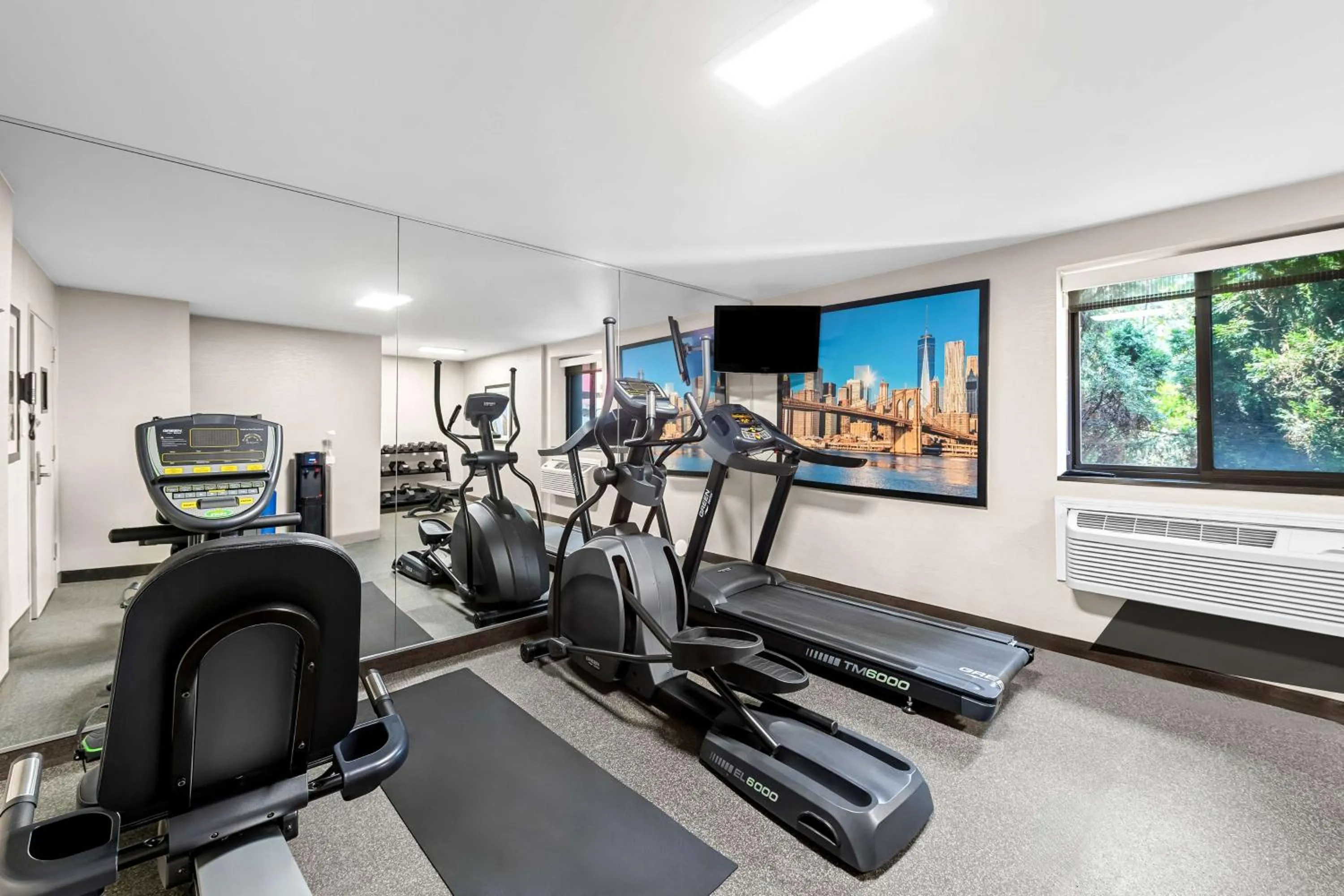 Fitness centre/facilities in Best Western Inn at Ramsey