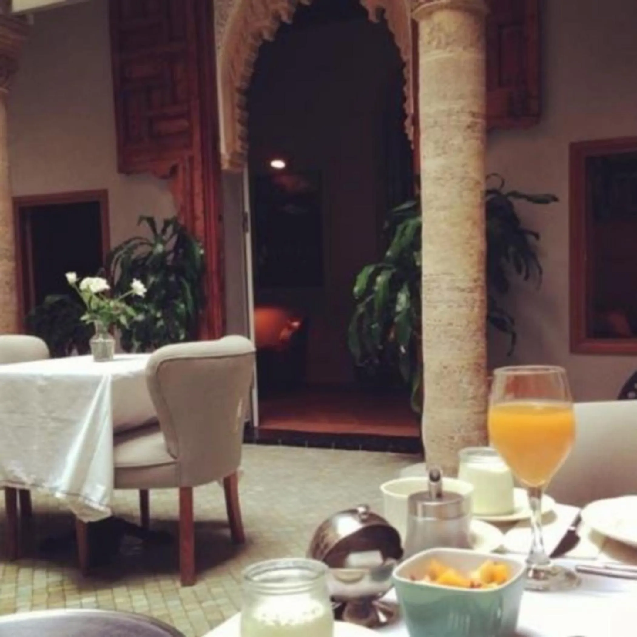 Restaurant/places to eat in L'Alcazar