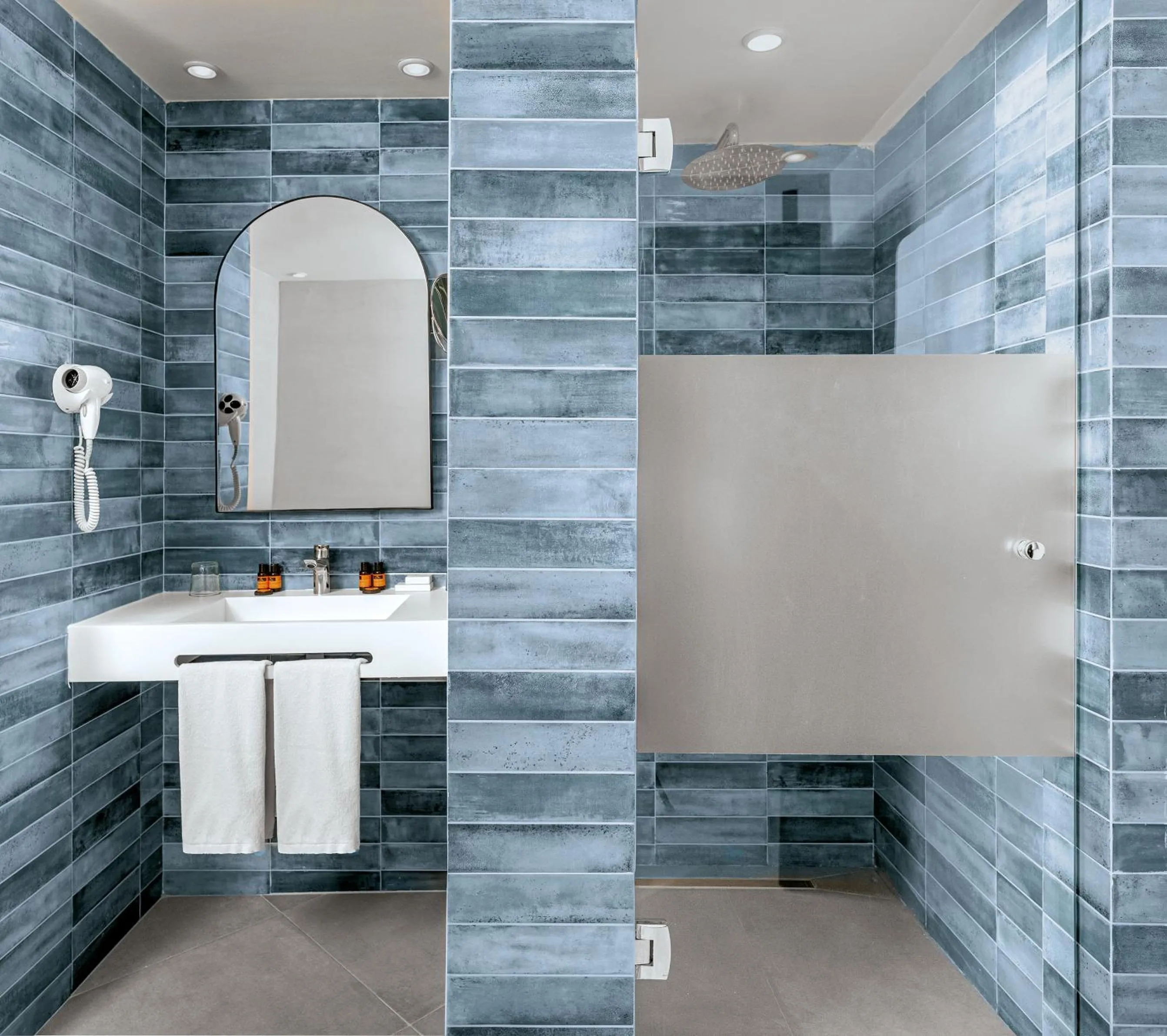 Shower in Grand Plaza Marrakech