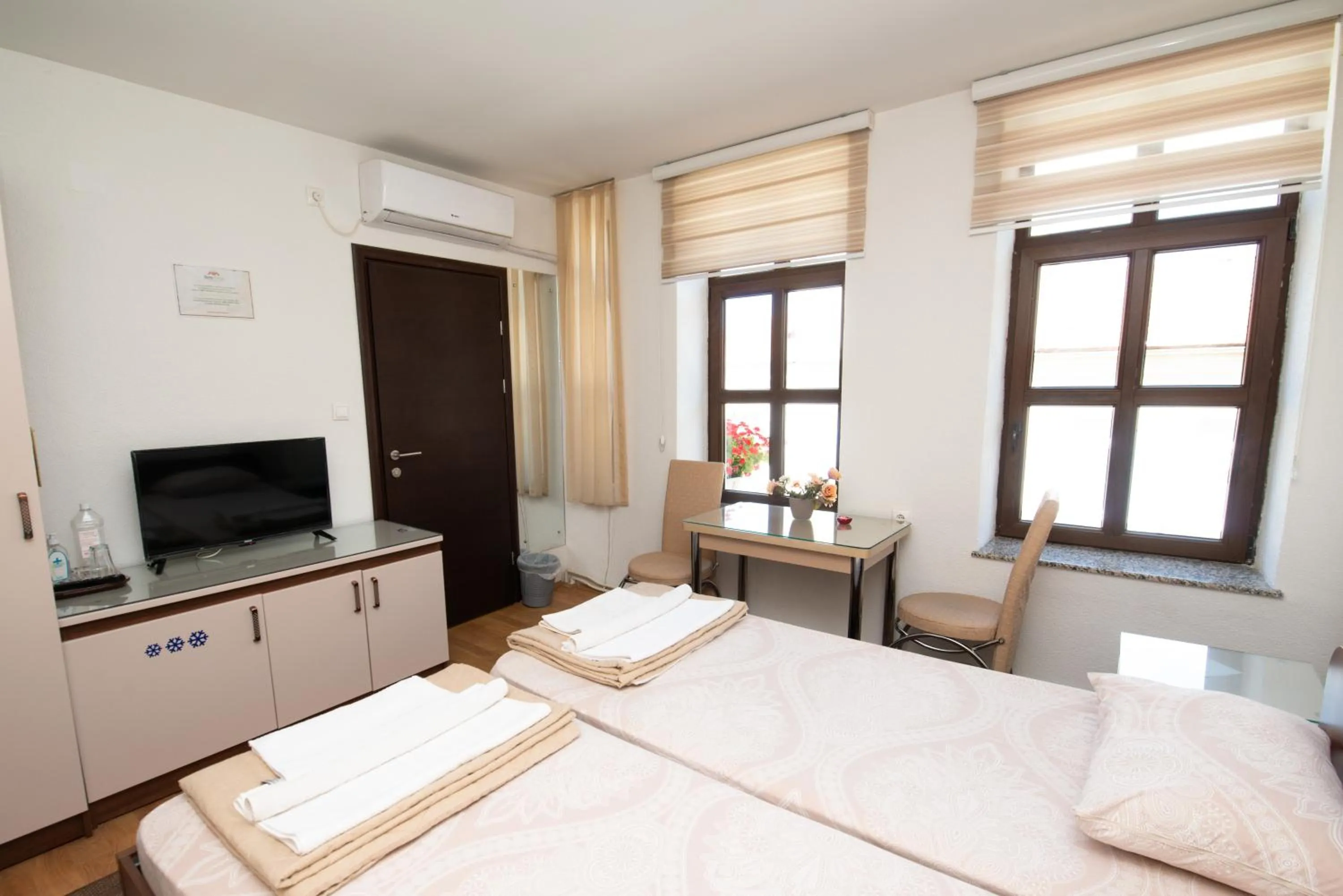 Bed in Stone Bridge Apartments