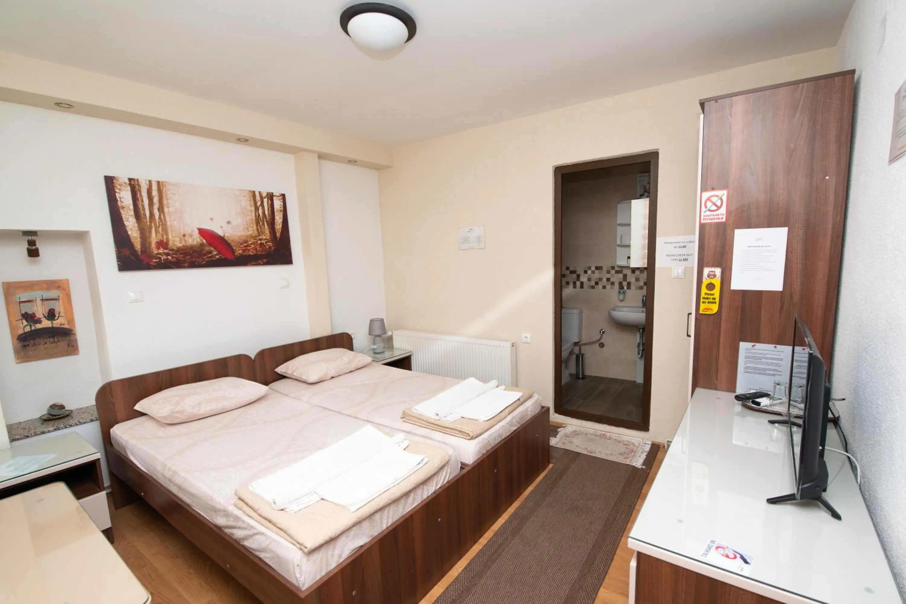 Bed in Stone Bridge Apartments