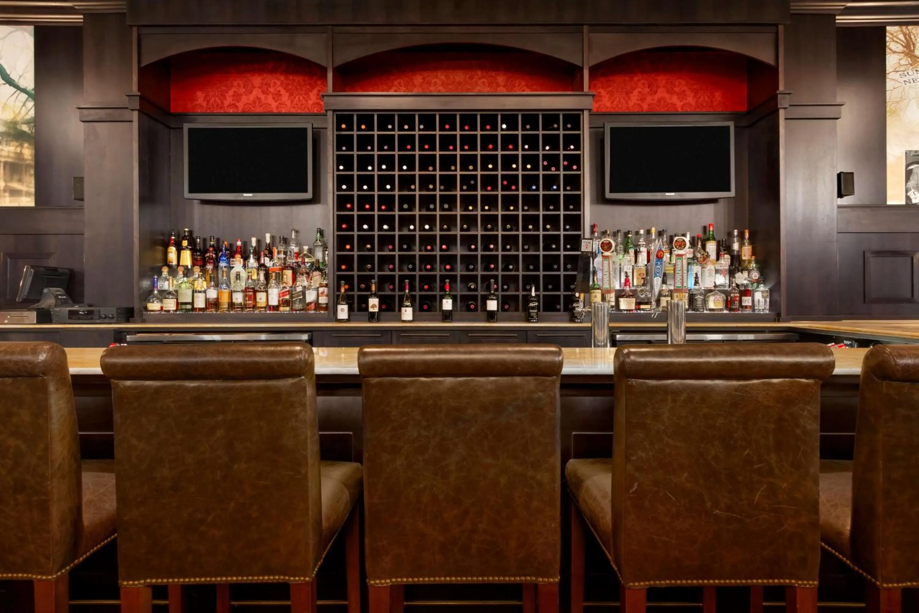 Restaurant/places to eat in The Elms Hotel & Spa, a Destination by Hyatt Hotel