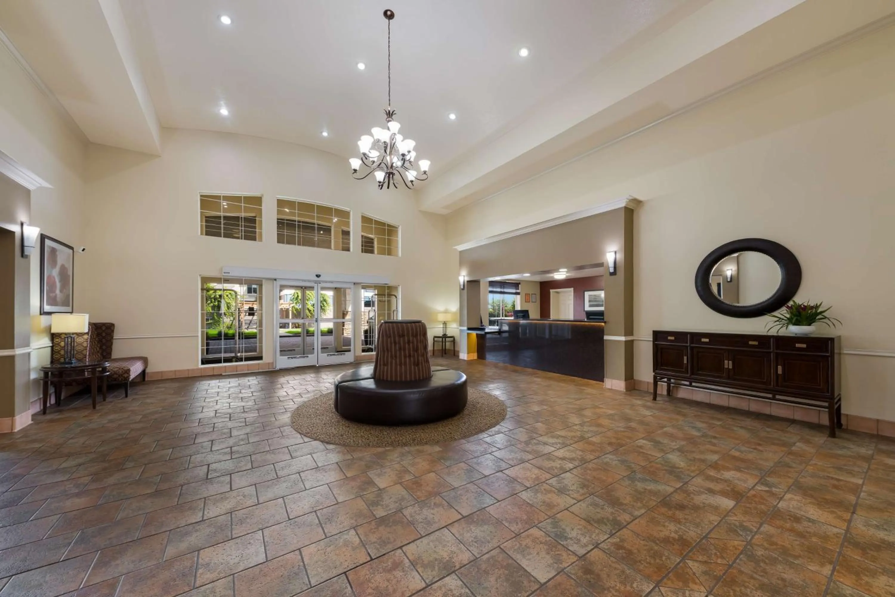 Lobby or reception in Best Western Salinas Valley Inn & Suites