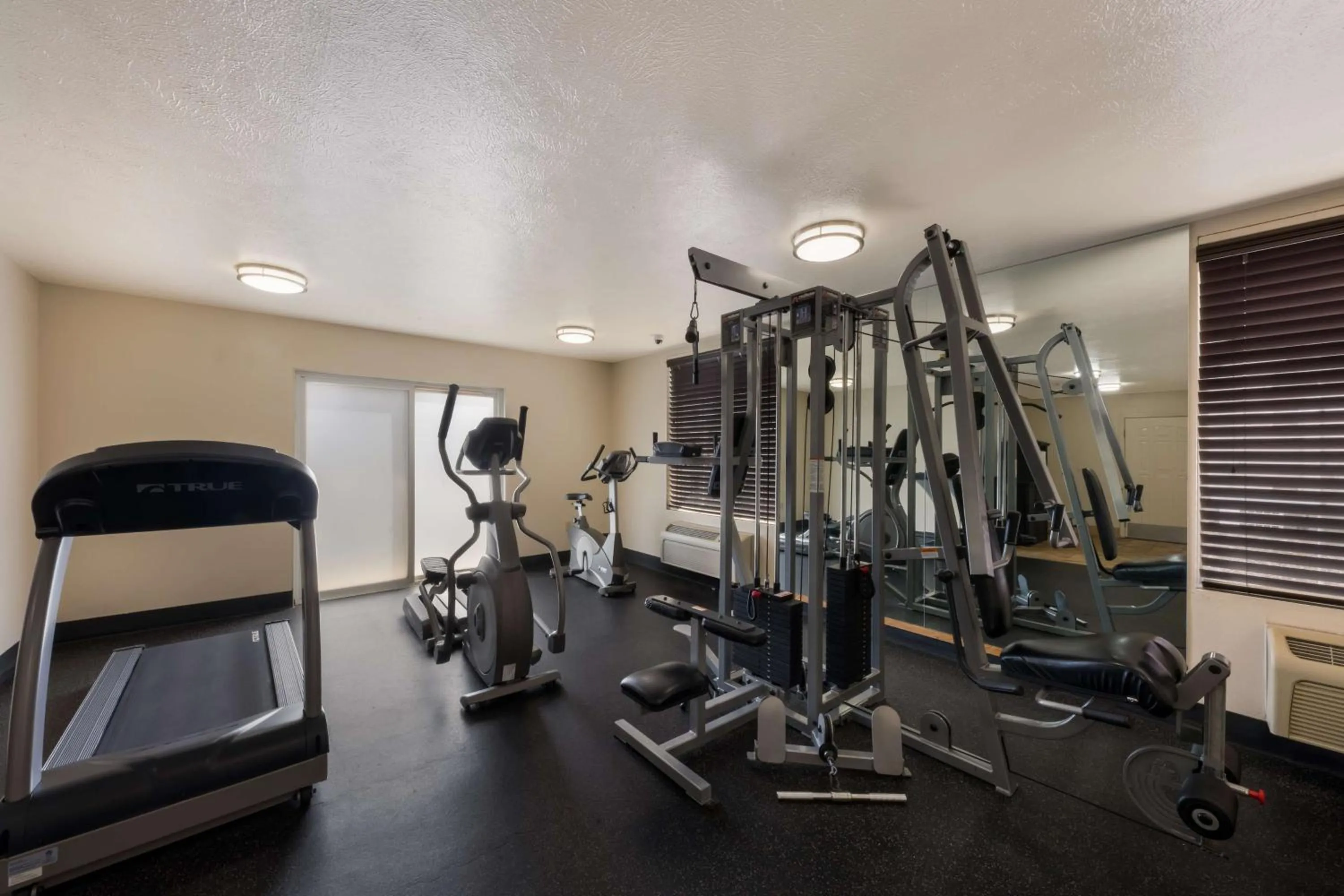 Fitness centre/facilities in Best Western Salinas Valley Inn & Suites