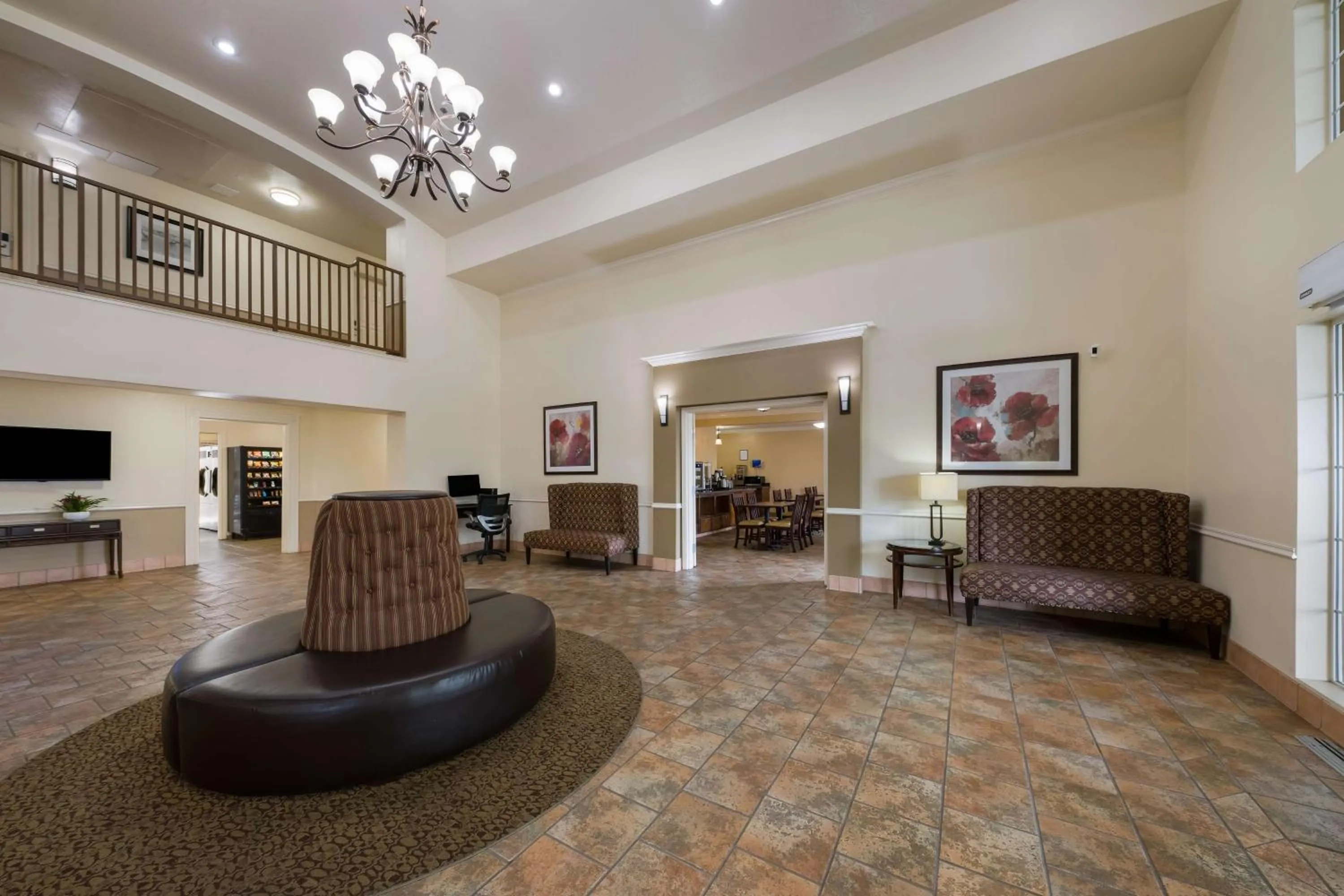 Lobby or reception in Best Western Salinas Valley Inn & Suites