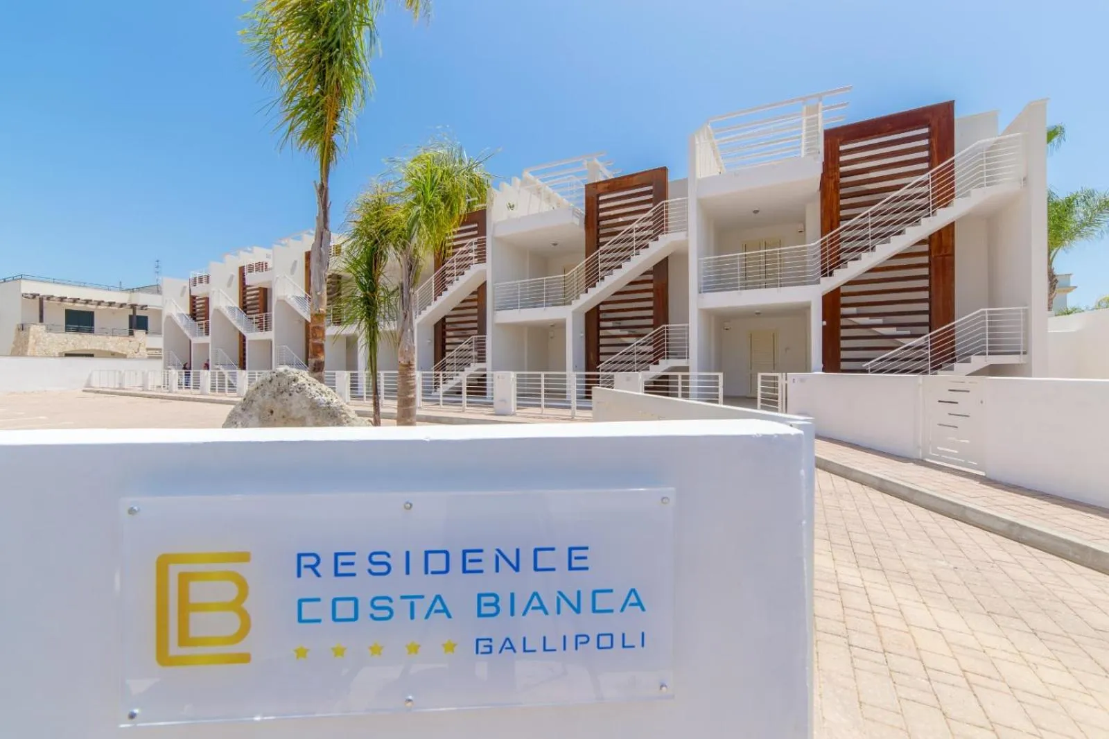 Property building in Residence Costa Bianca