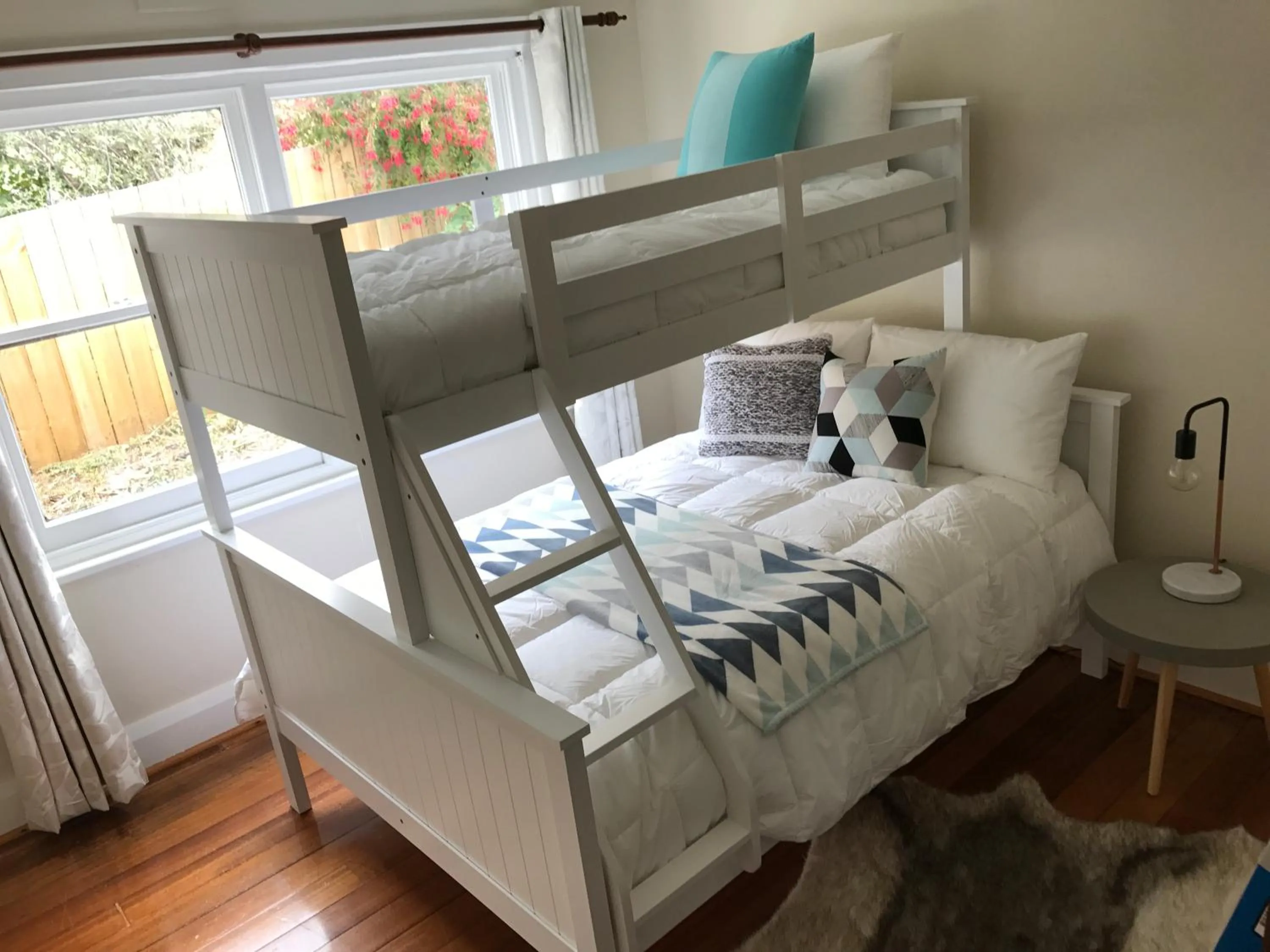bunk bed, Bed in Burnie City Apartments