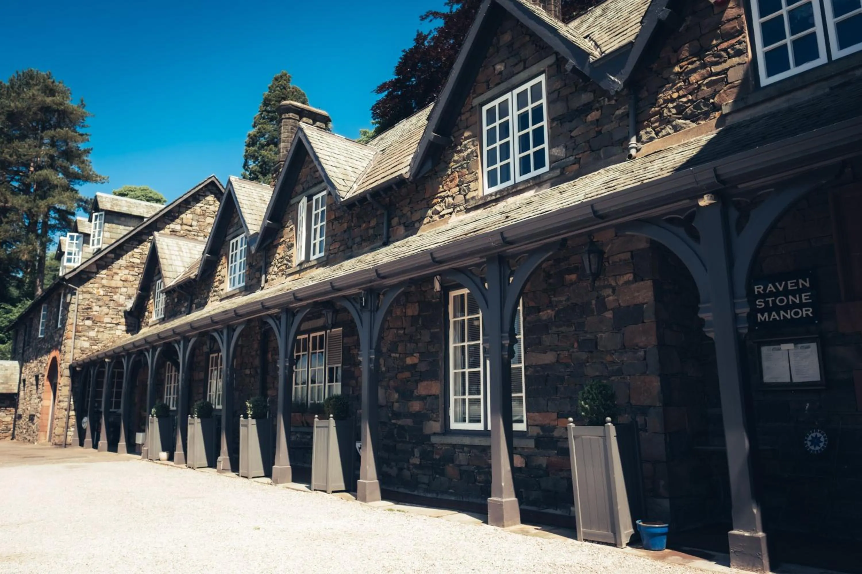 Property building in Ravenstone Manor