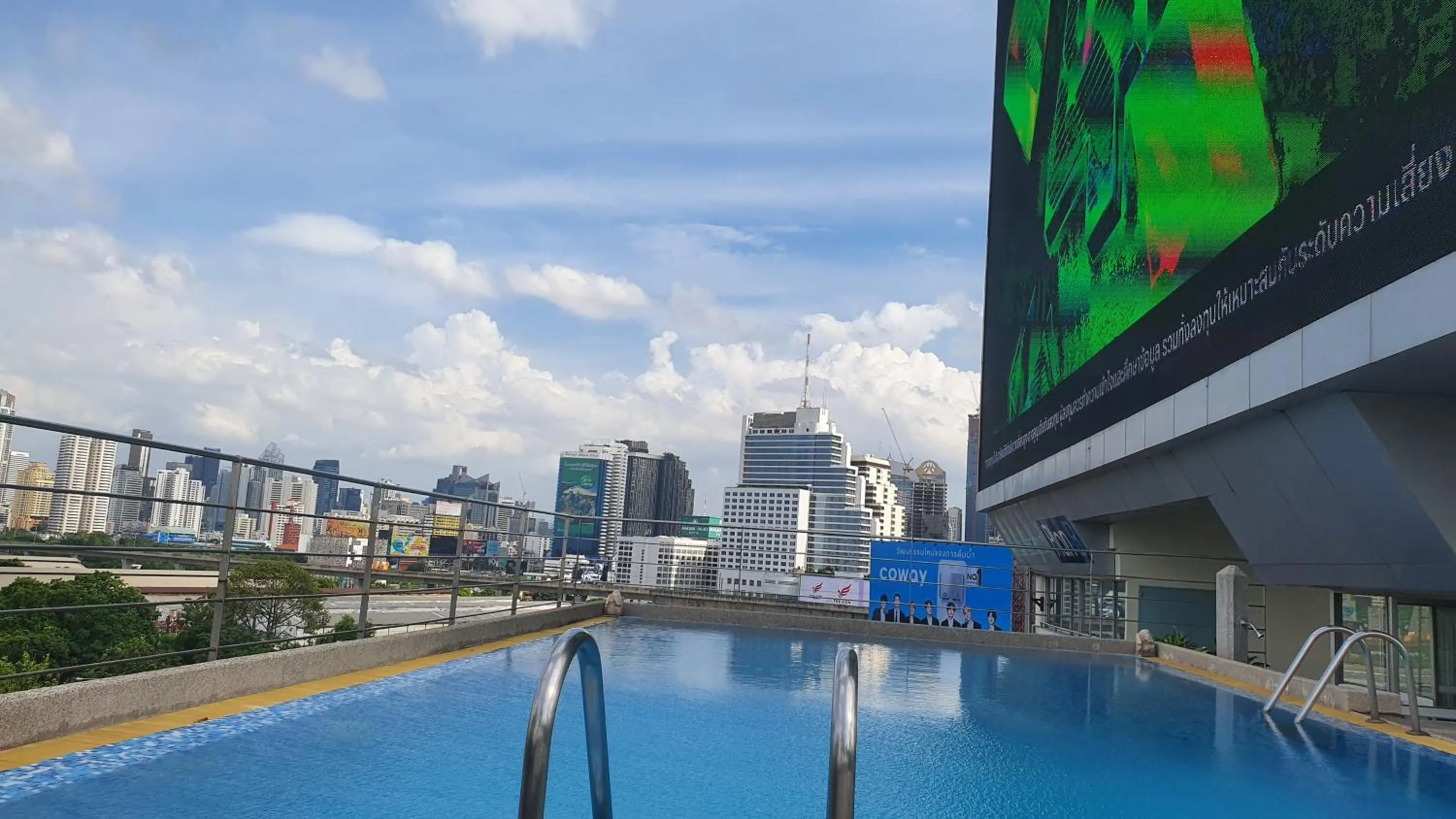 Swimming pool in Interchange Tower Serviced Apartment - SHA Extra Plus