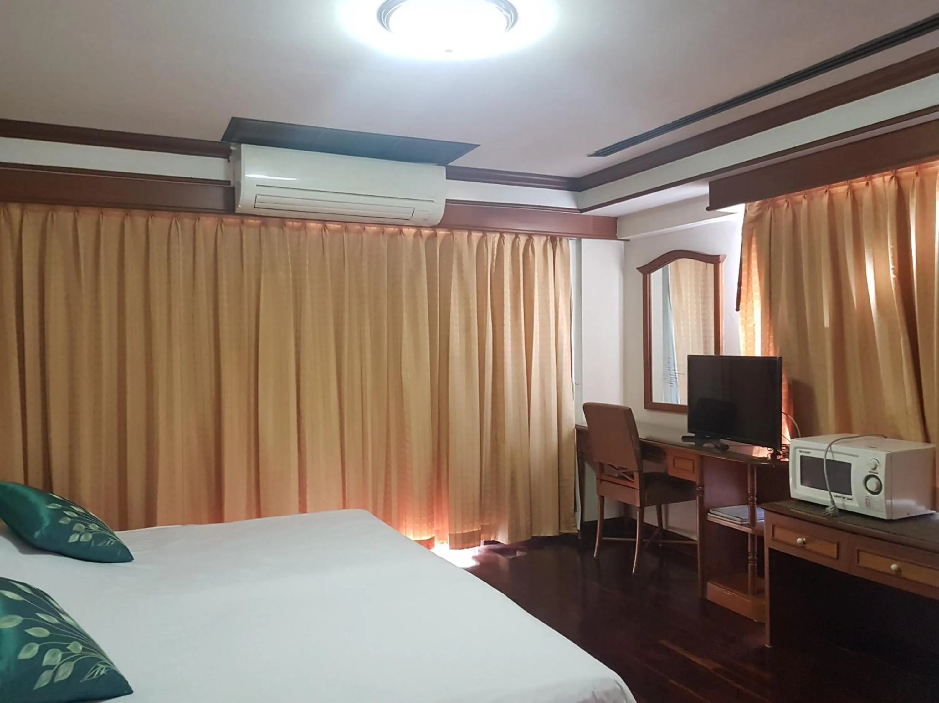Photo of the whole room, Bed in Interchange Tower Serviced Apartment - SHA Extra Plus