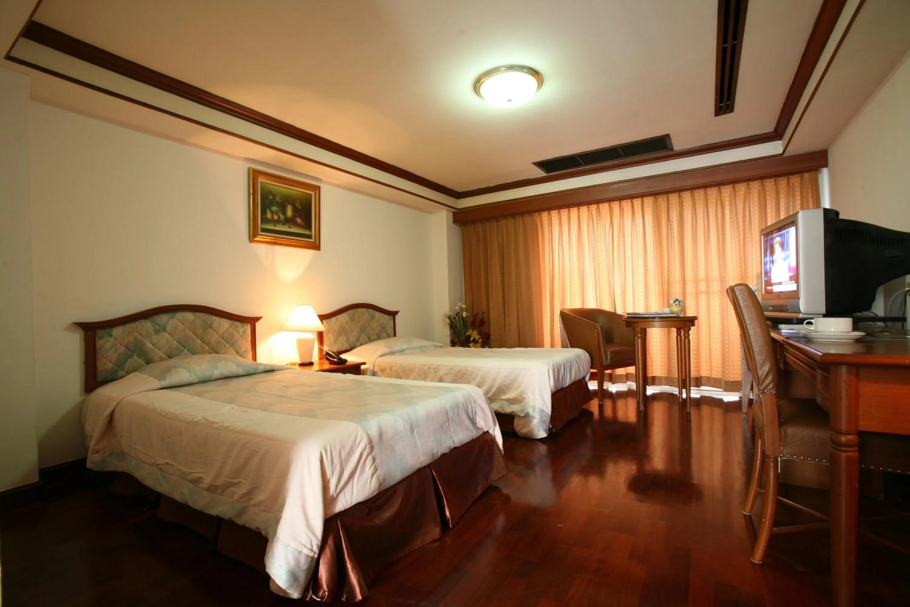 Bed in Interchange Tower Serviced Apartment - SHA Extra Plus