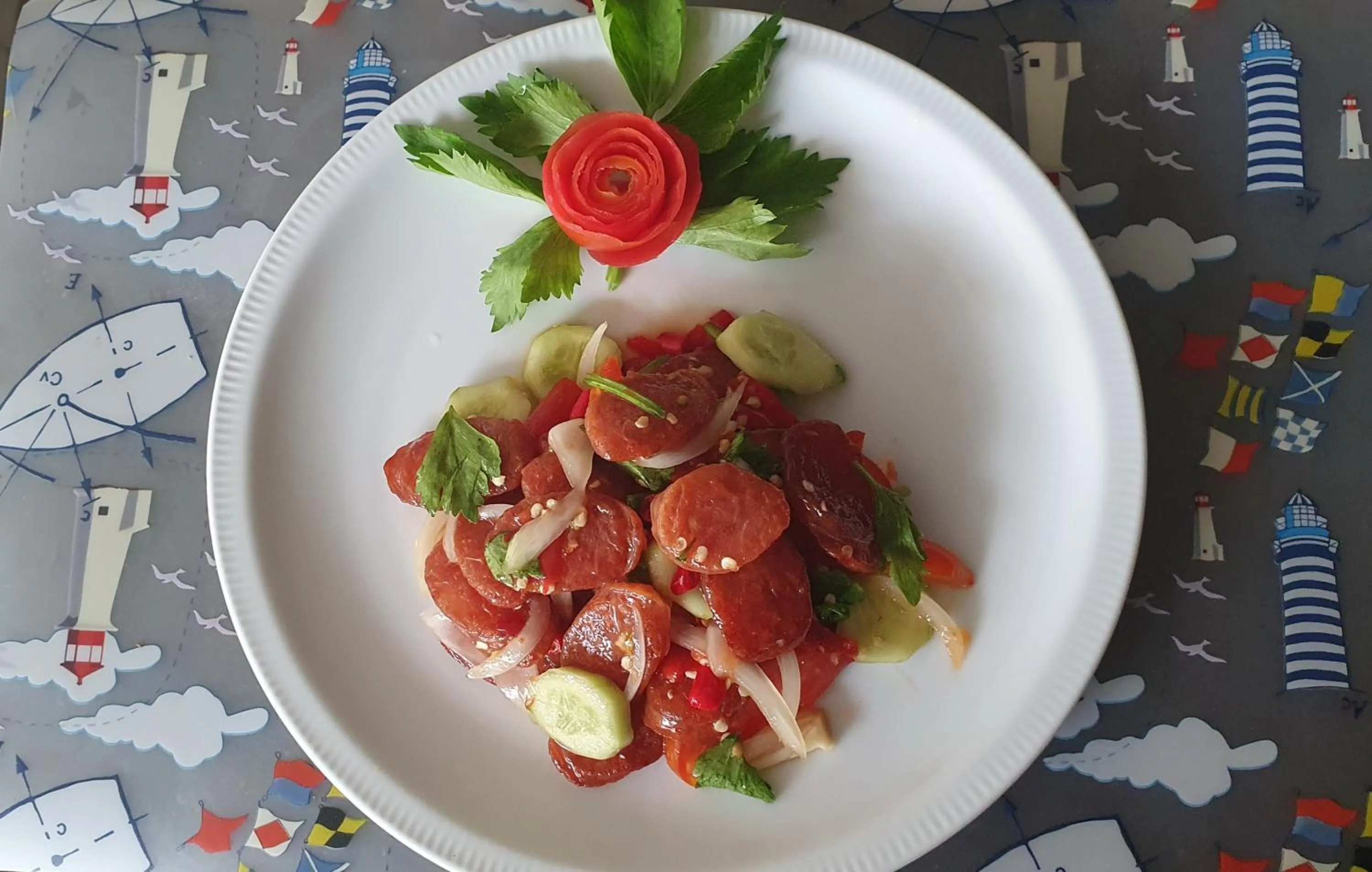 Restaurant/places to eat in Interchange Tower Serviced Apartment - SHA Extra Plus