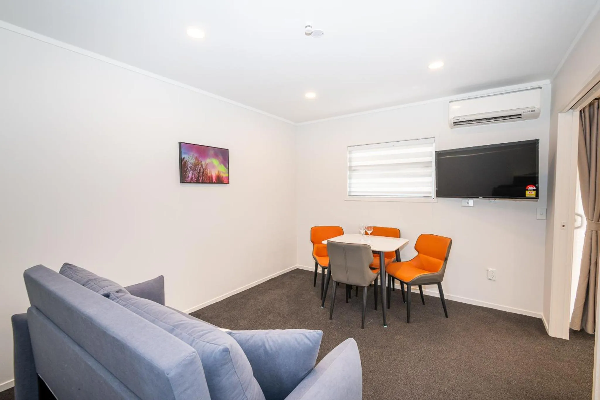 Aurora City Suites Motel