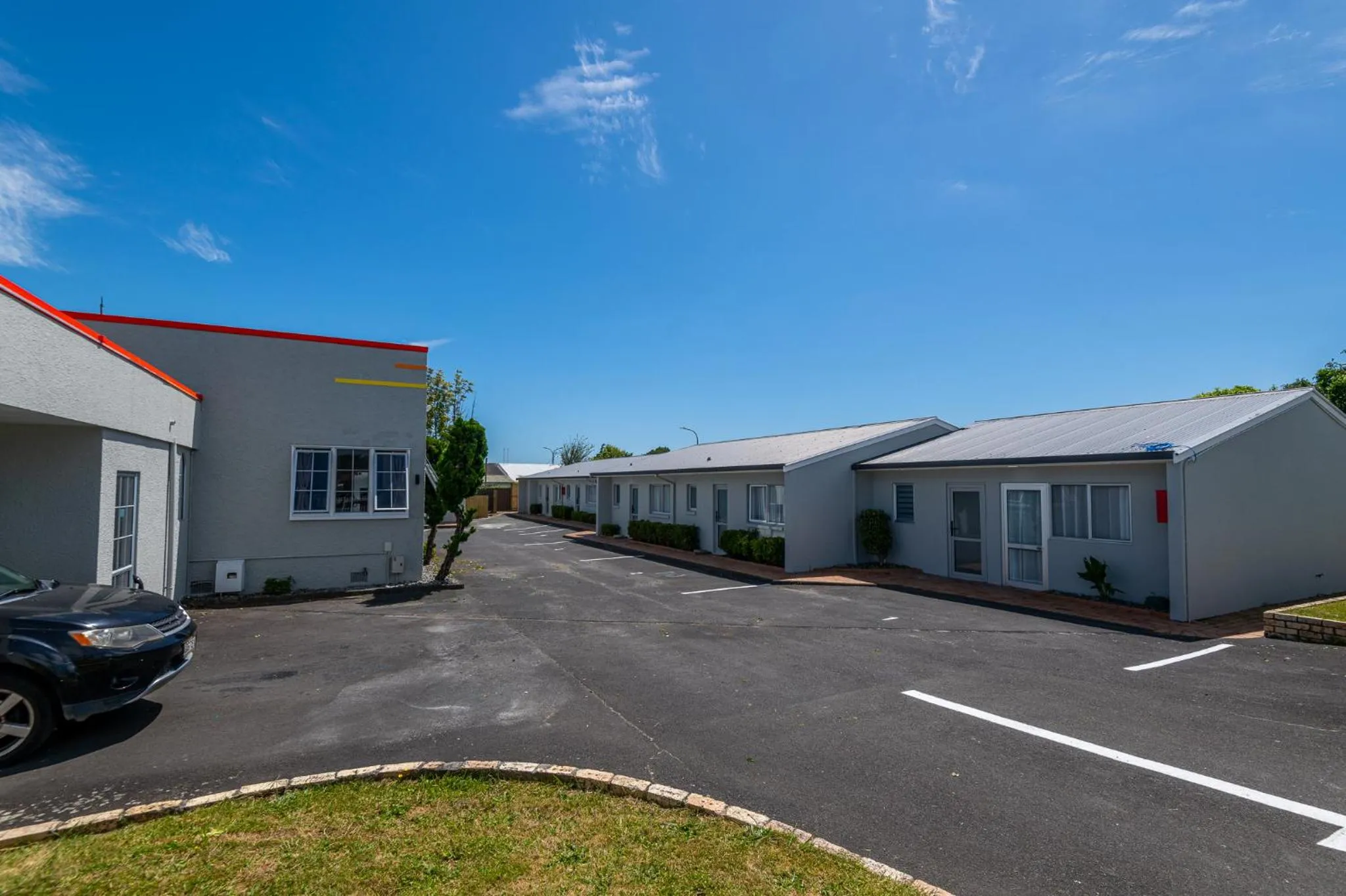 Aurora City Suites Motel