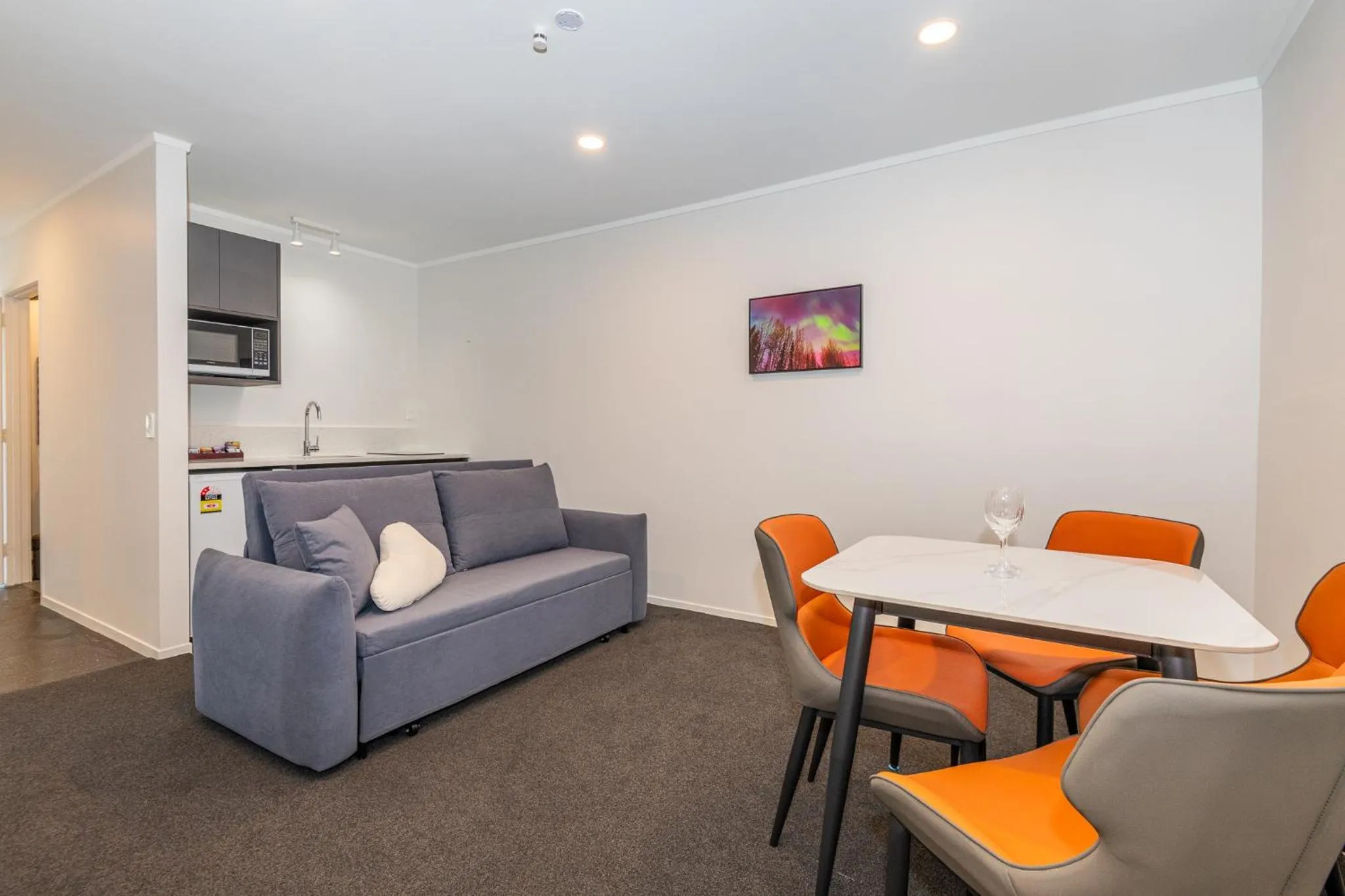 Aurora City Suites Motel