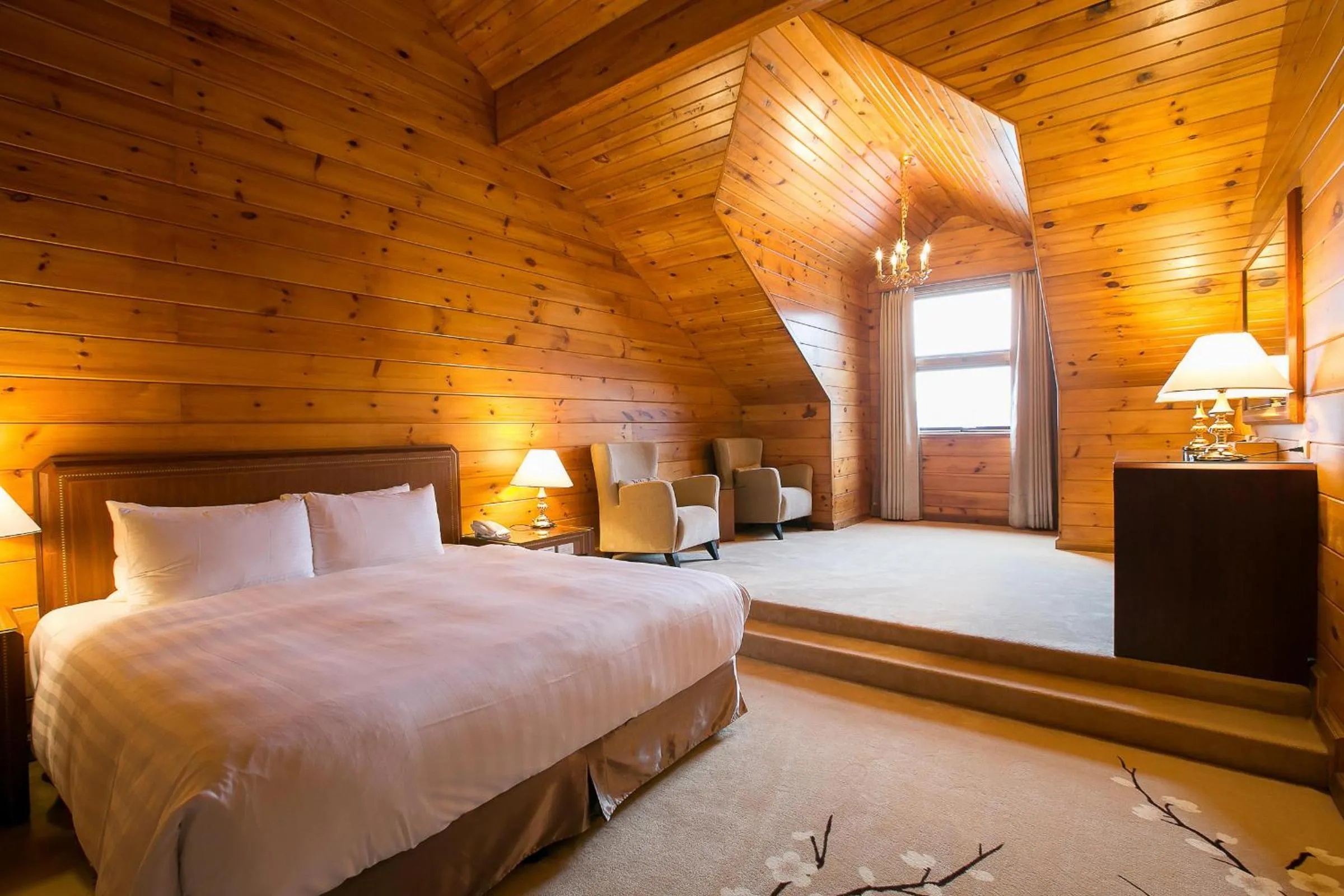 Bed in The Richforest Hotel- Sun Moon Lake