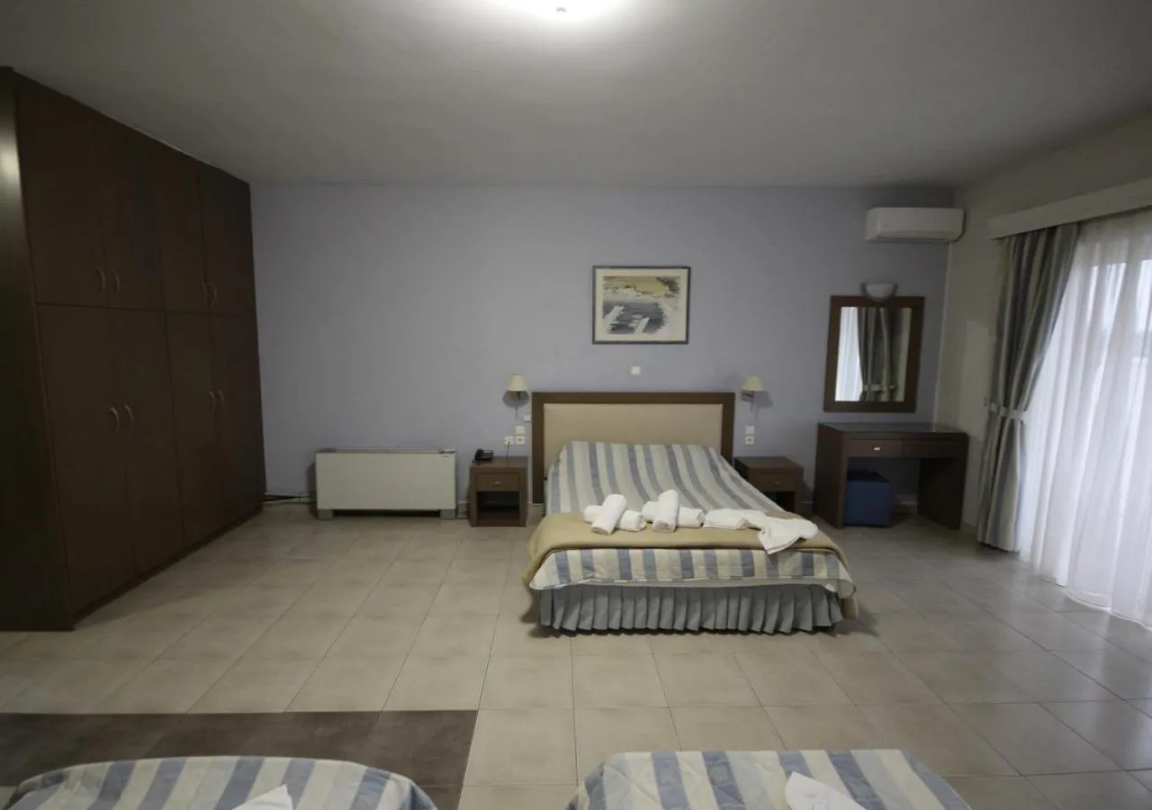 Bed in Philoxenia Hotel