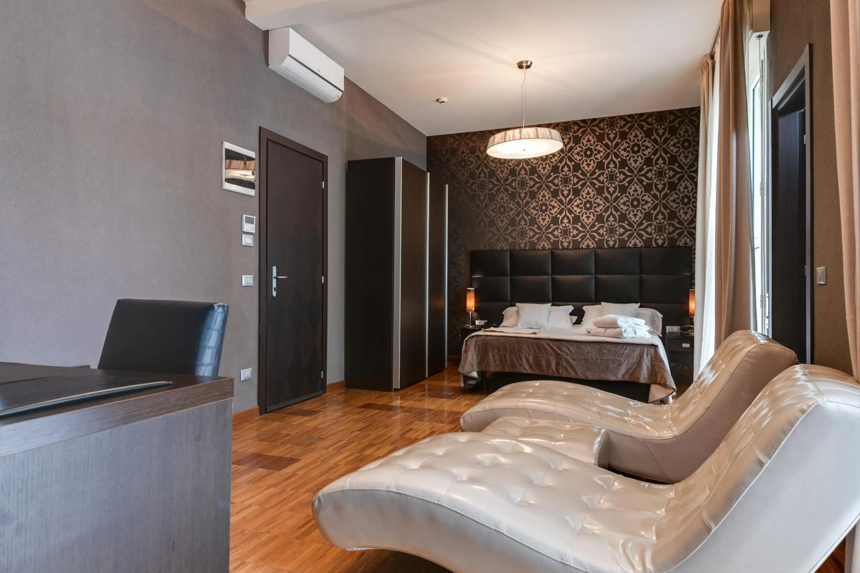 Photo of the whole room in Atmosfere Milano Marittima