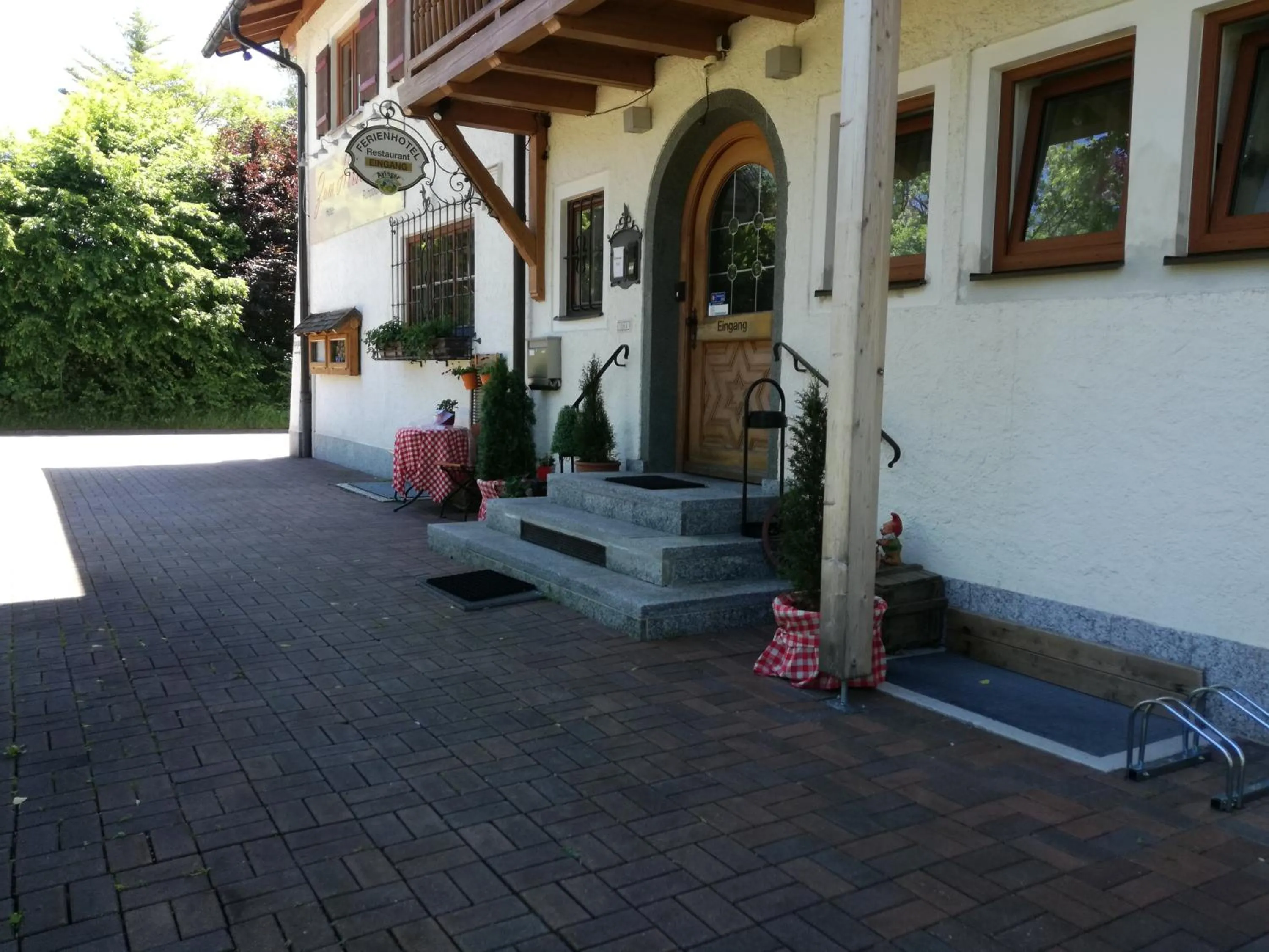 Facade/entrance in Hotel-Restaurant Zum Hirschhaus Inklusiv Chiemgaukarte