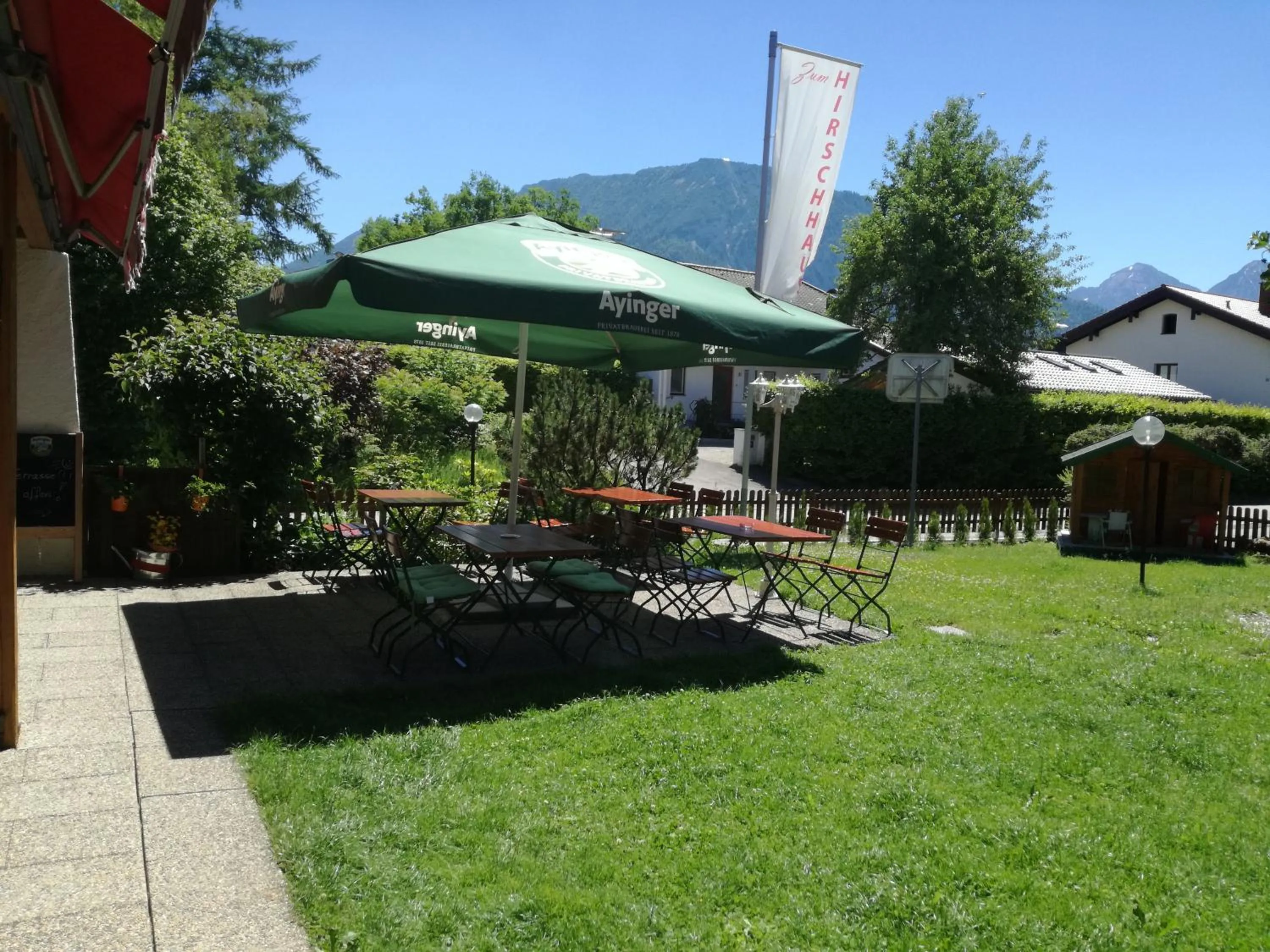 Garden in Hotel-Restaurant Zum Hirschhaus Inklusiv Chiemgaukarte