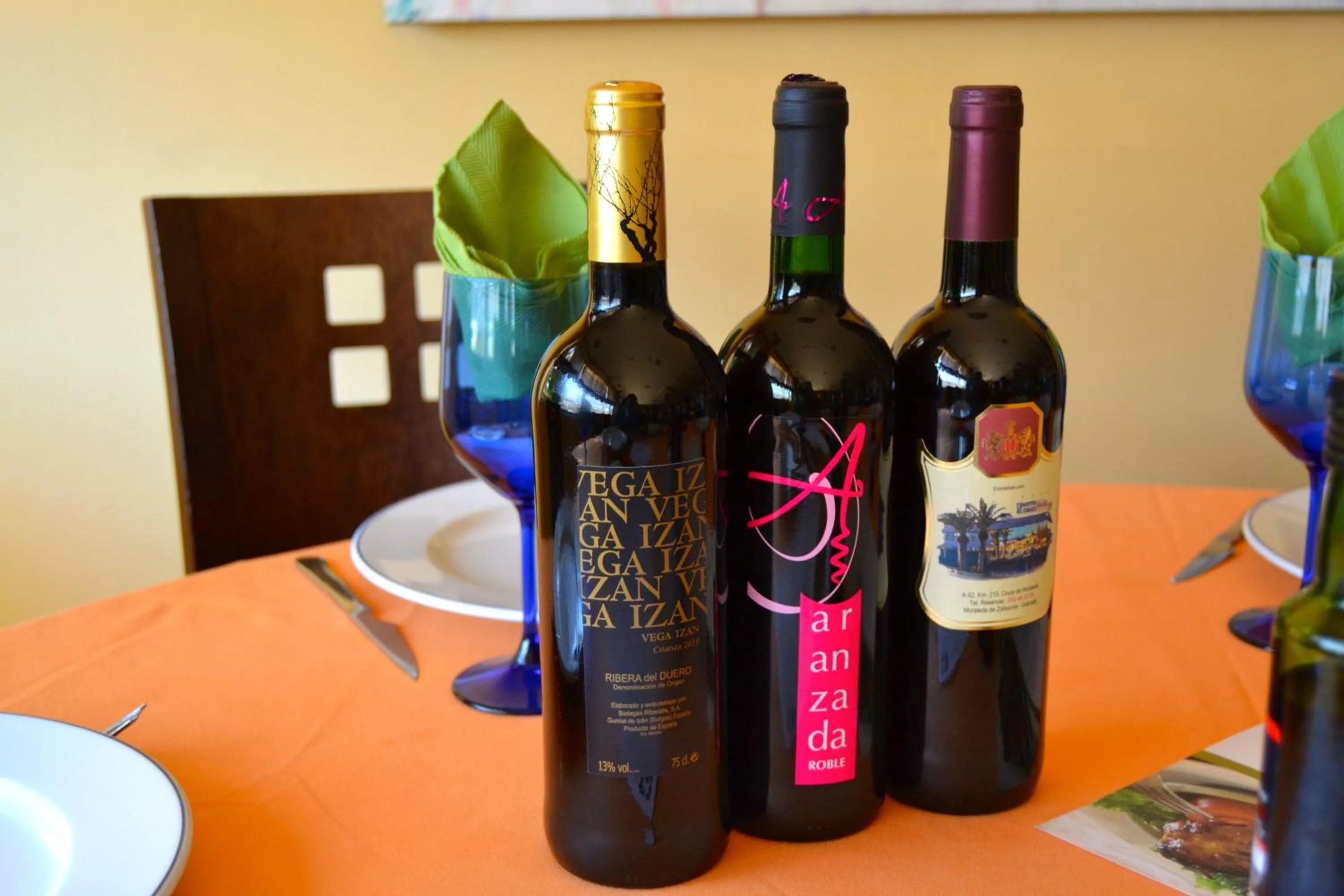 Restaurant/places to eat in Hotel El Cruce Moraleda