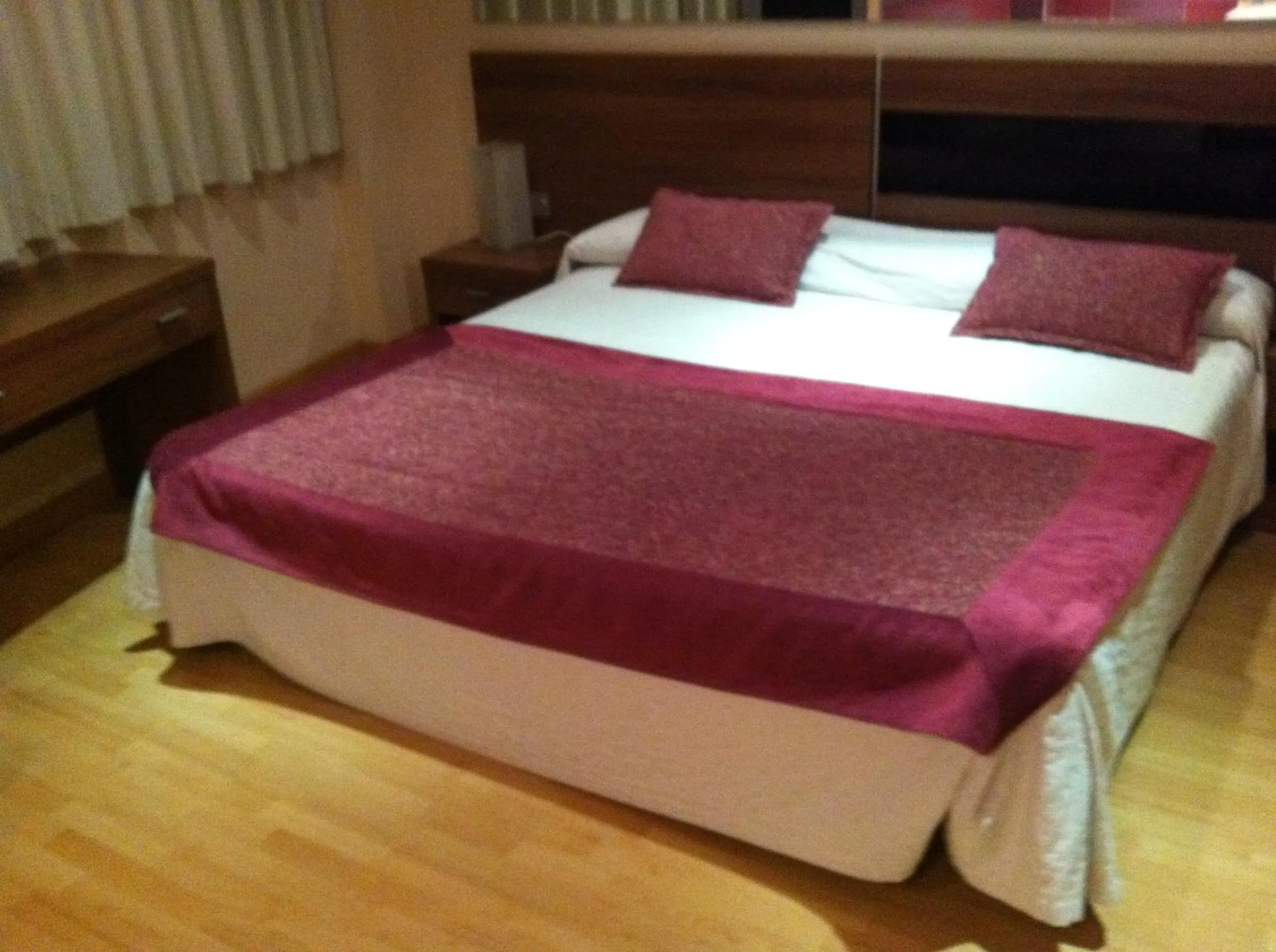 Photo of the whole room, Bed in Hotel El Cruce Moraleda