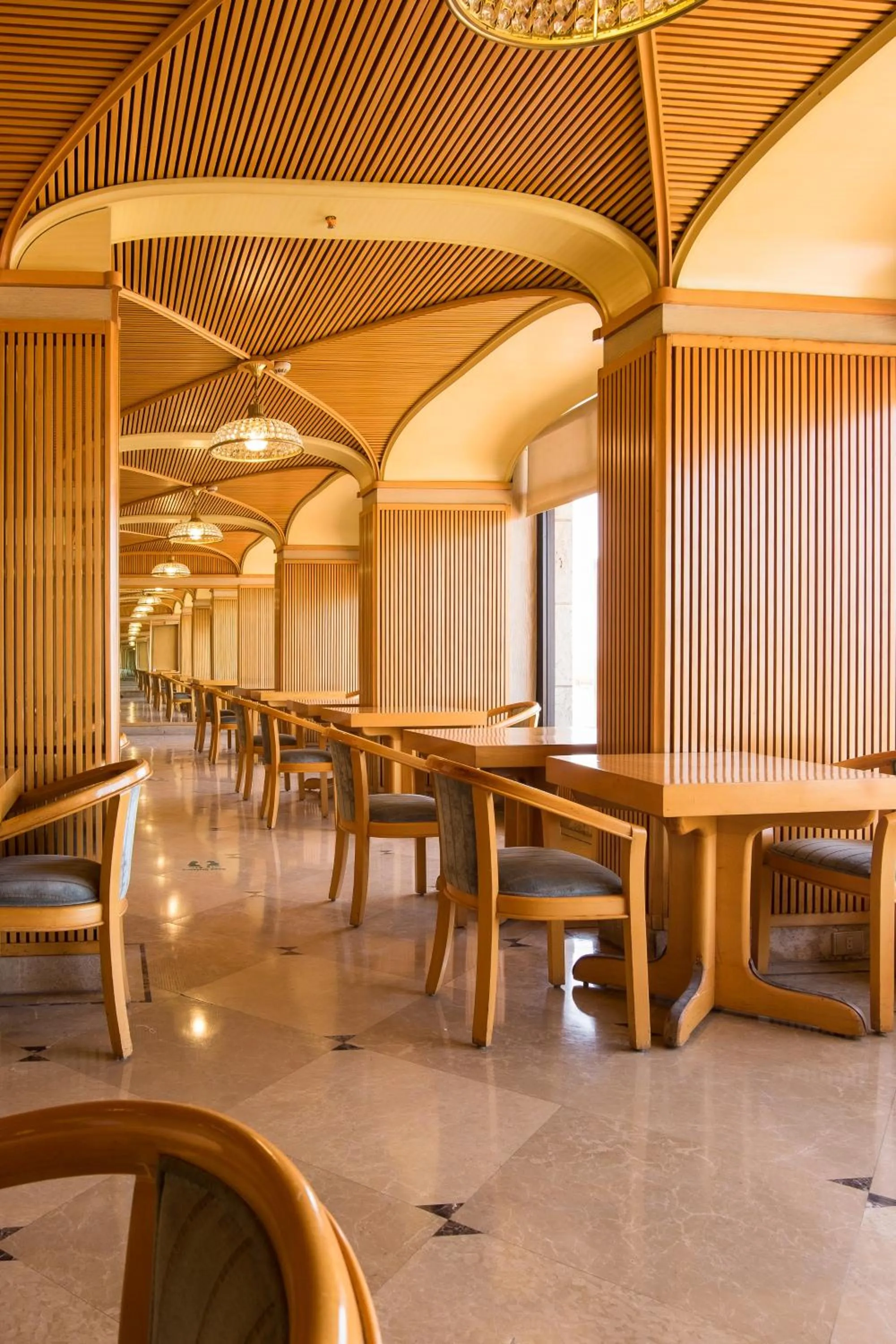 Restaurant/places to eat in Plaza Hotel Alexandria