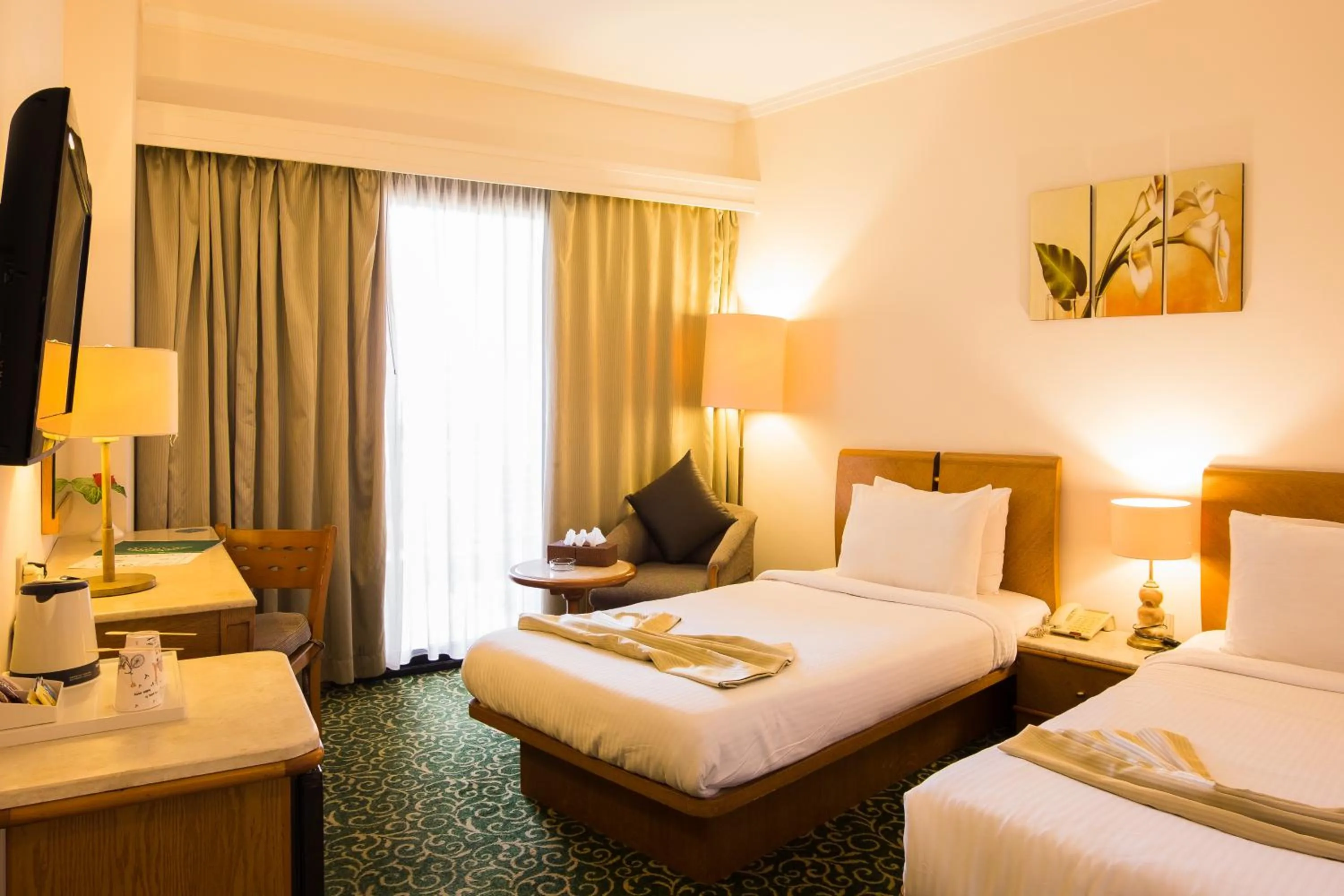 Bedroom, Bed in Plaza Hotel Alexandria