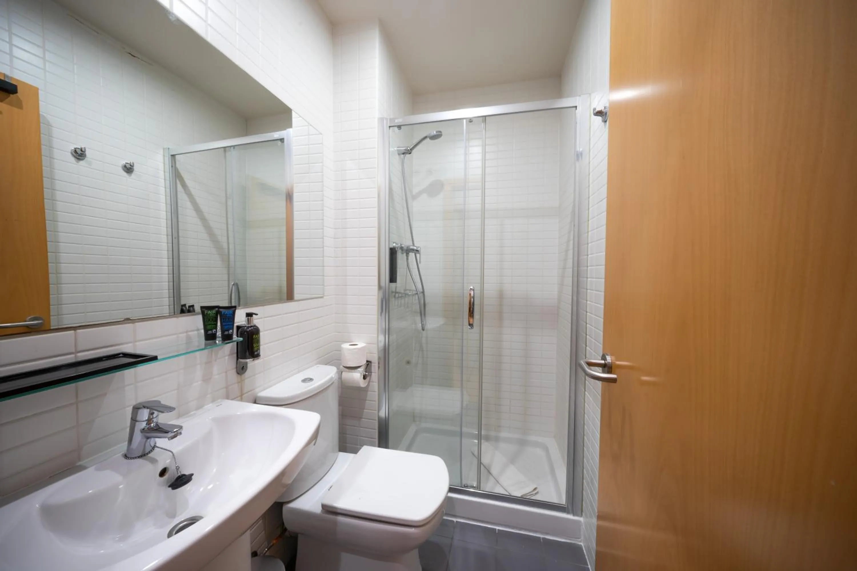Bathroom in Bonavista Apartments - Eixample
