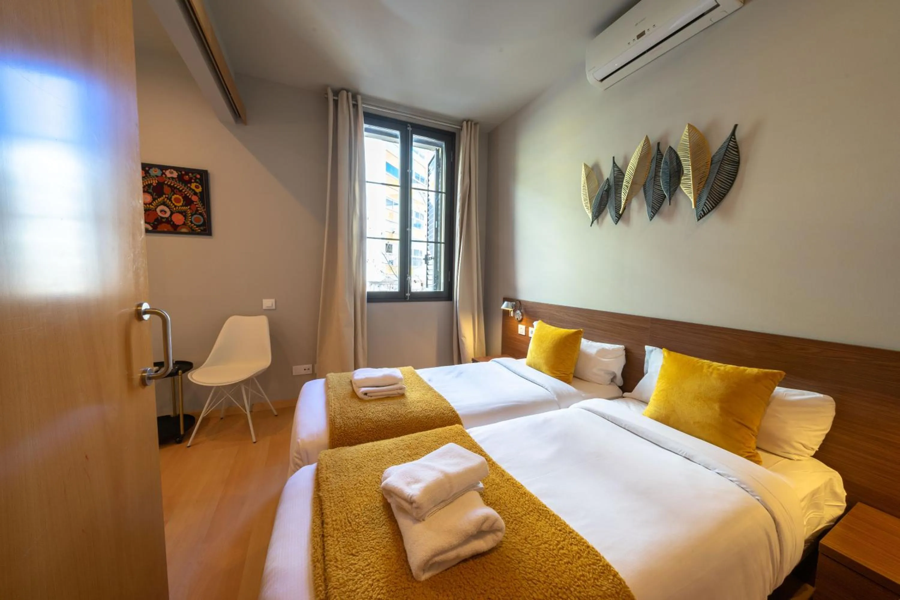 Bed in Bonavista Apartments - Eixample