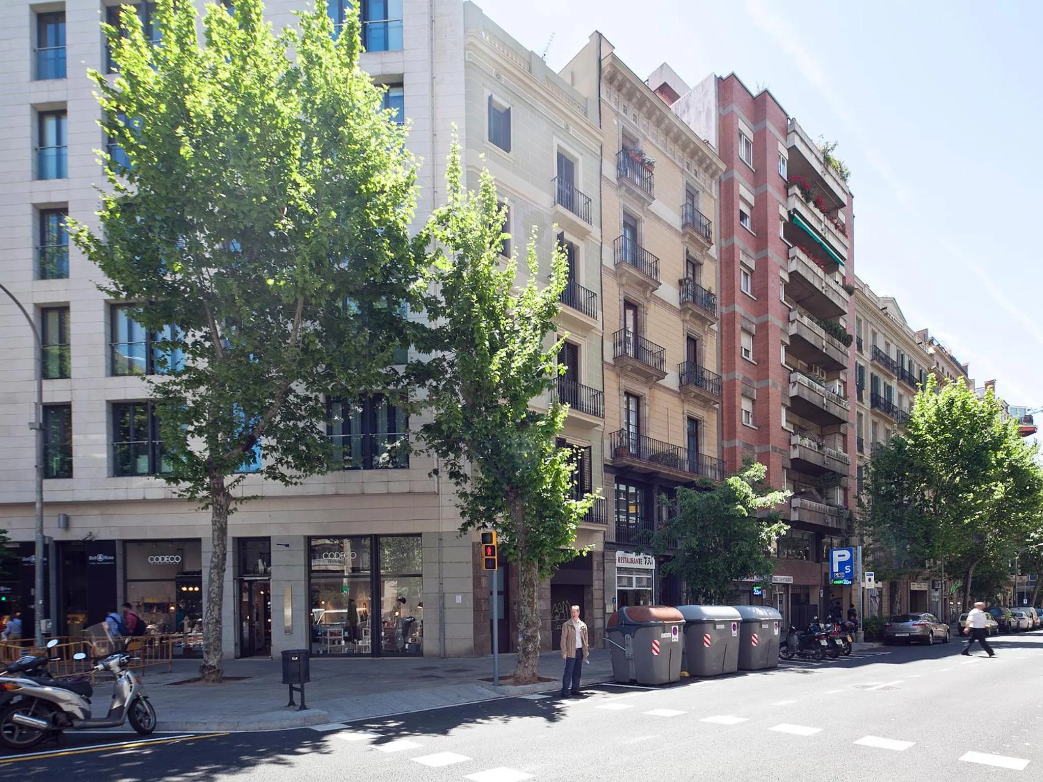 Property building in Bonavista Apartments - Eixample